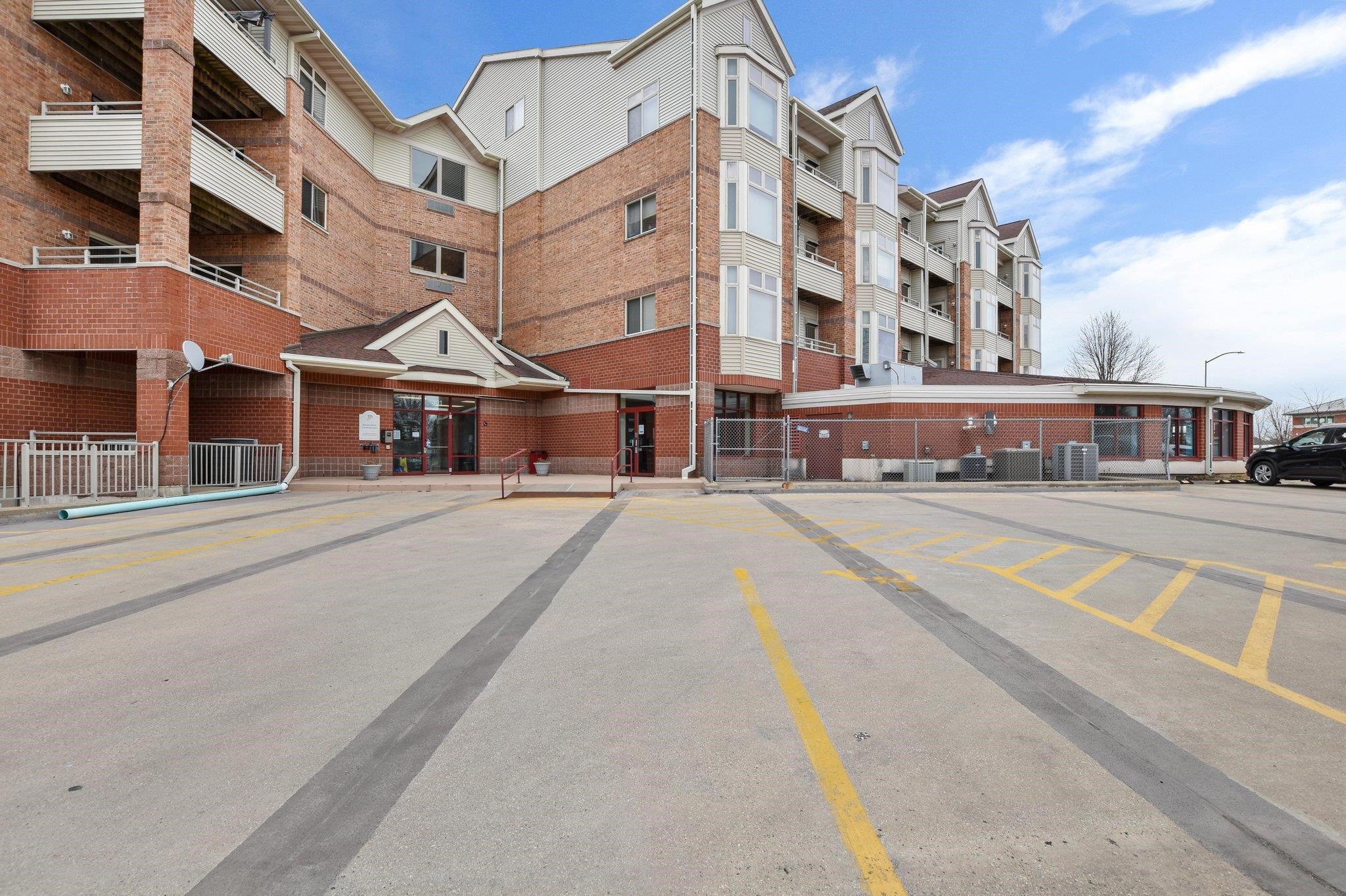 301 Harbour Town Drive 329