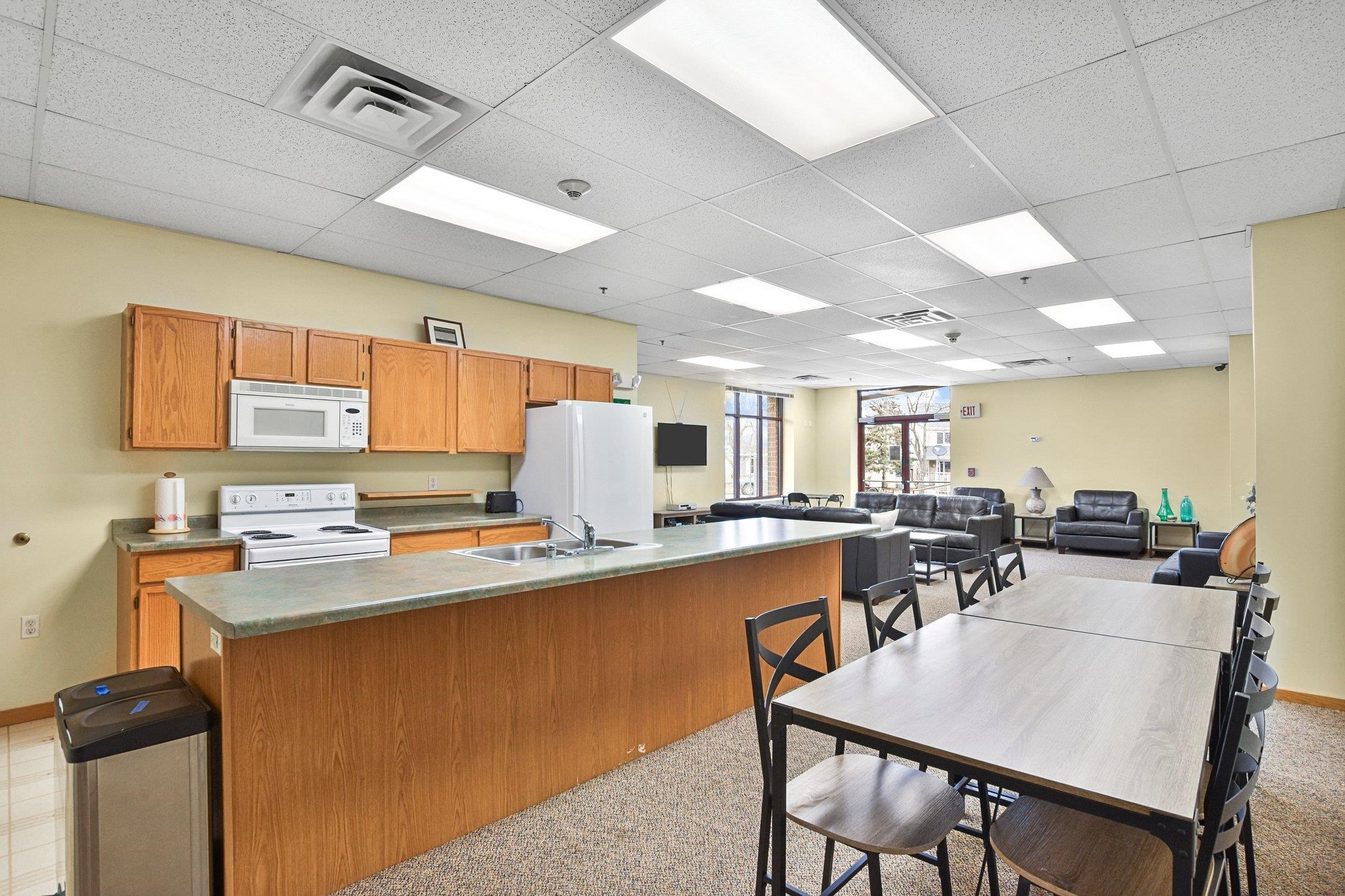 301 Harbour Town Drive 329