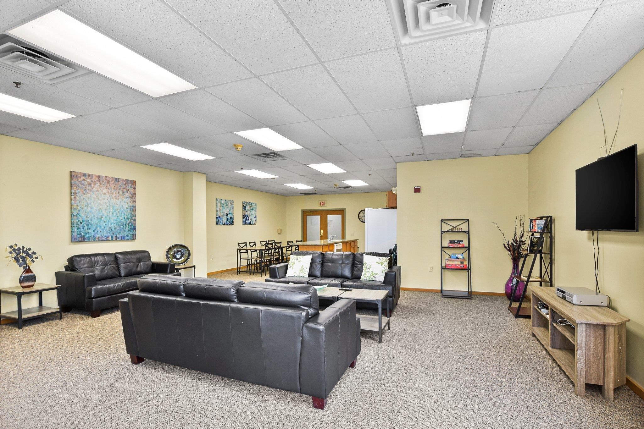 301 Harbour Town Drive 329