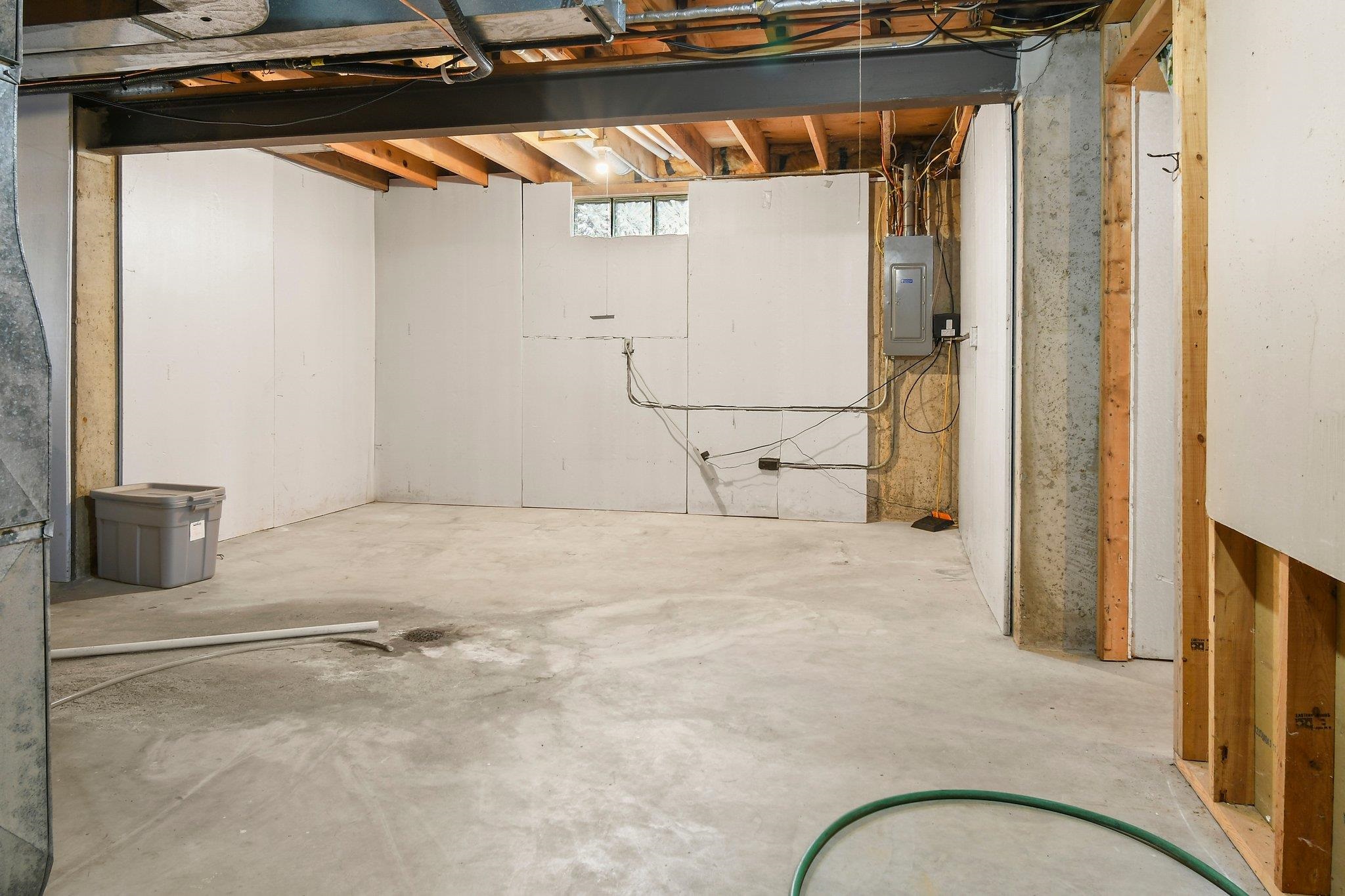 701 O'Malley Street