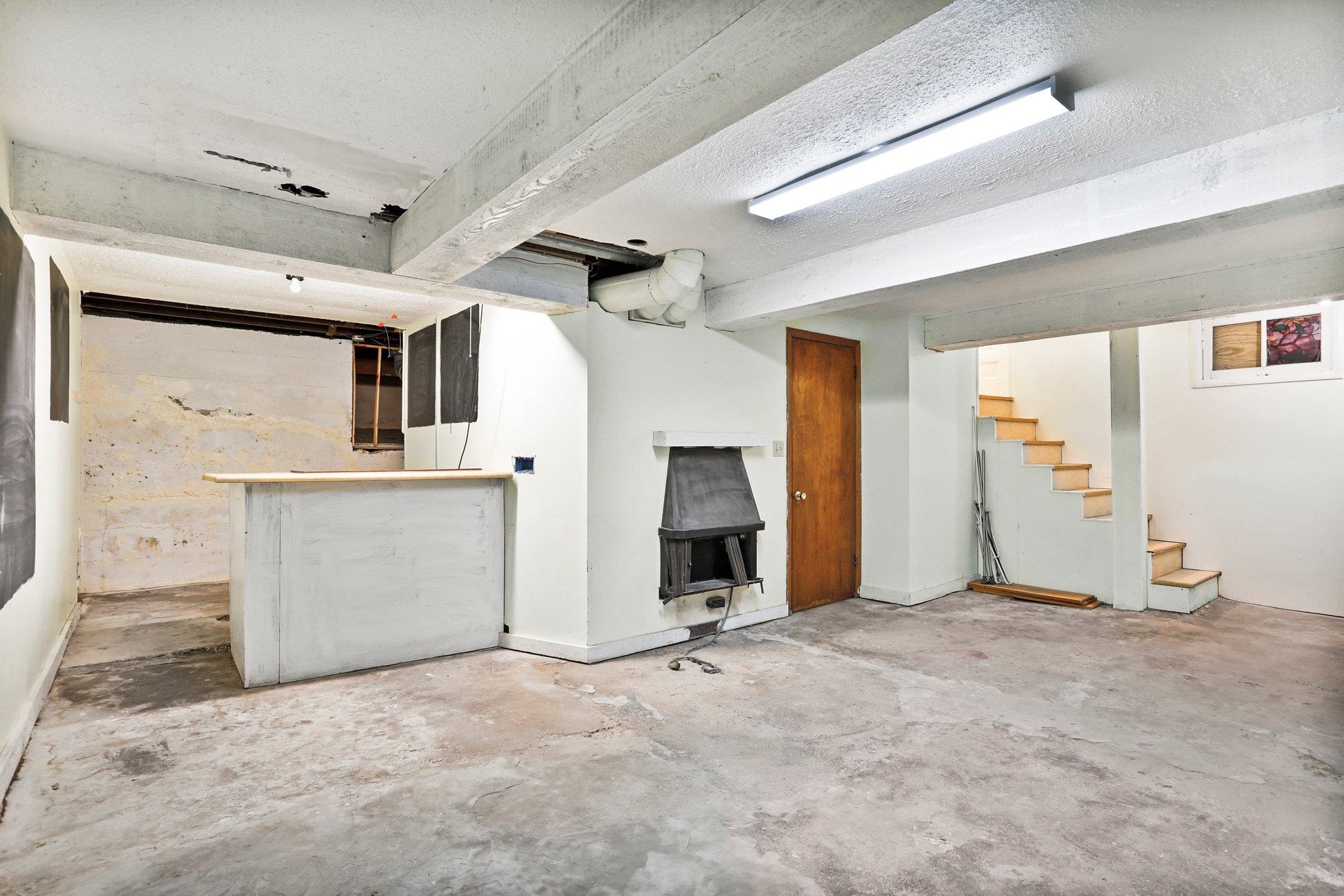 201 S Van Buren Street