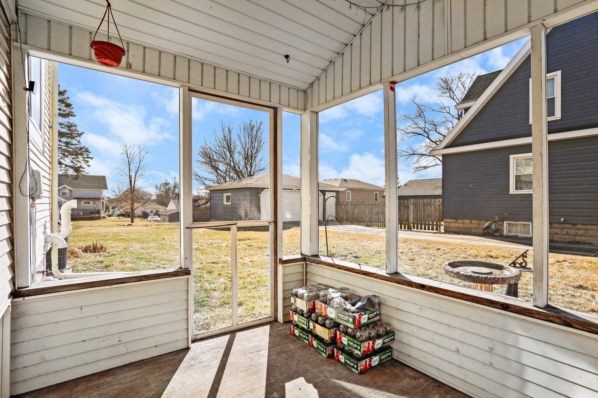 201 S Van Buren Street