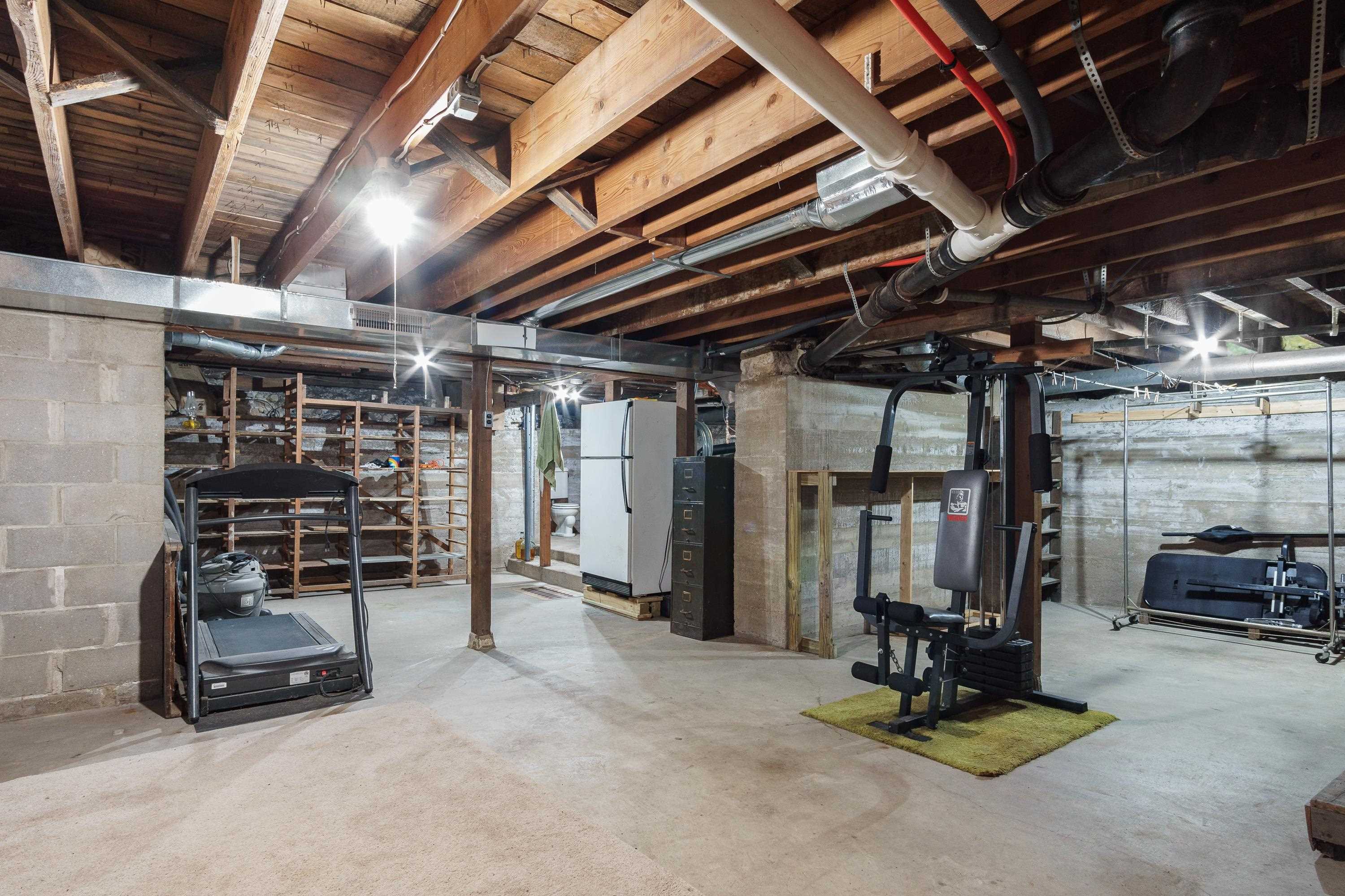 225 Plumb Street