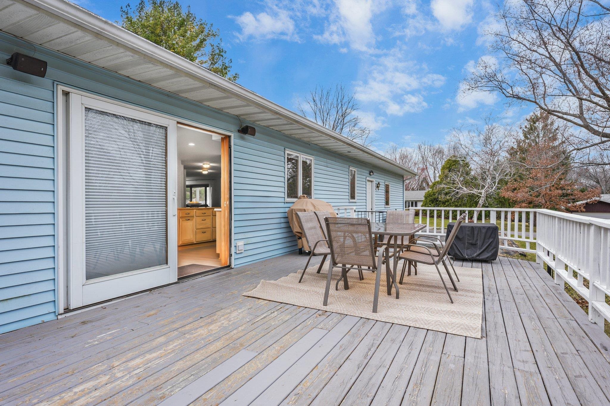 2460 Hillpoint Road