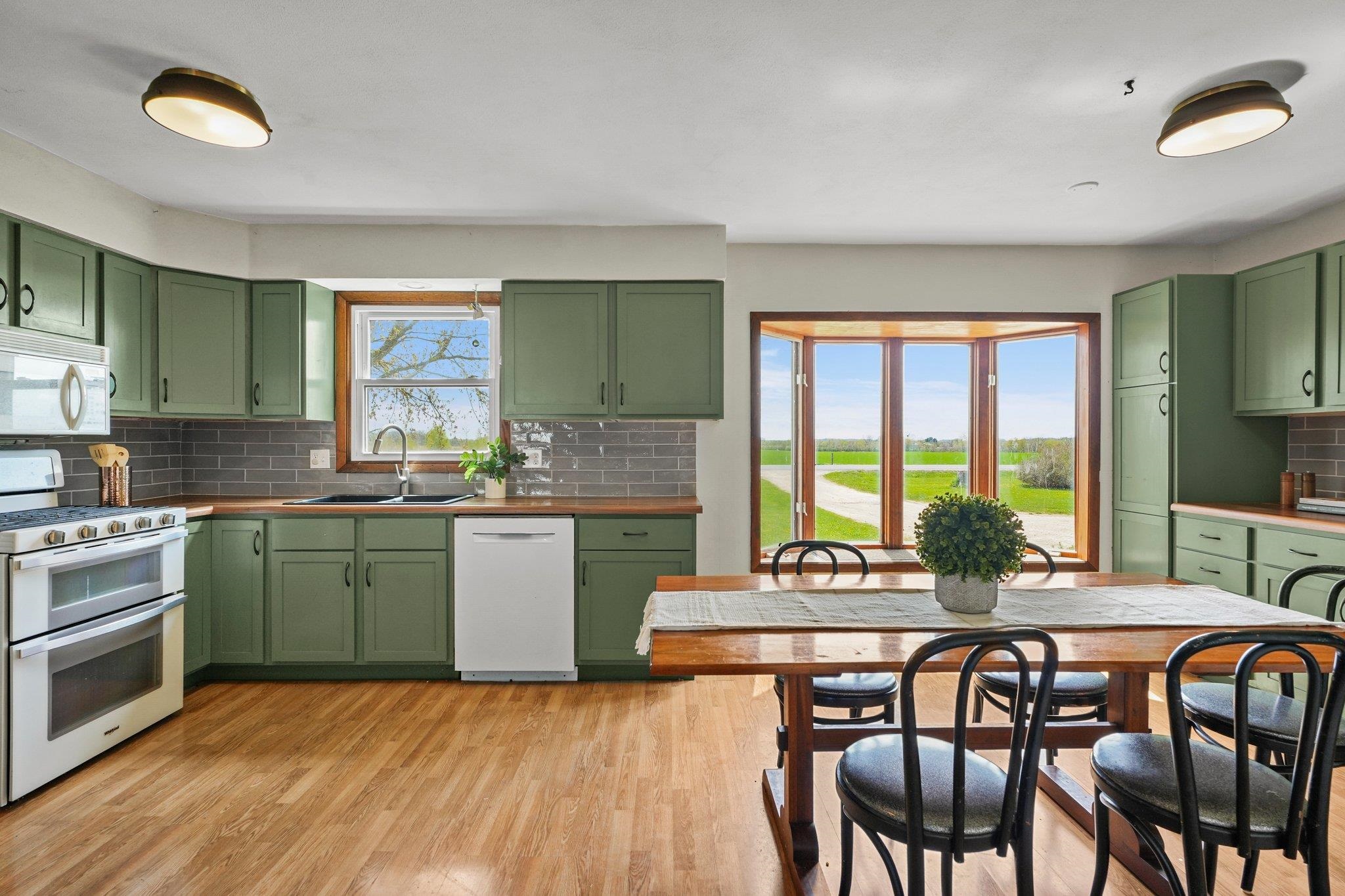 3902 Rutland Dunn Townline Road