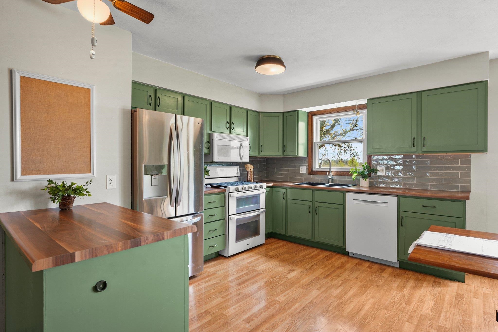 3902 Rutland Dunn Townline Road