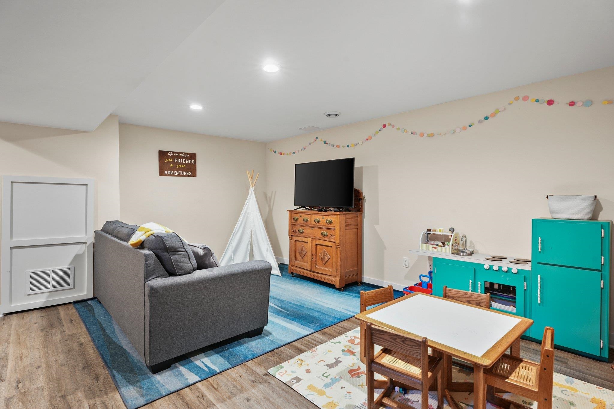 3902 Rutland Dunn Townline Road