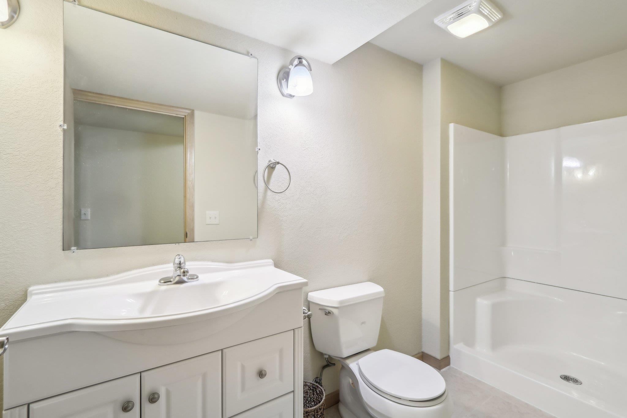 2733 Ironwood Drive Unit: 15