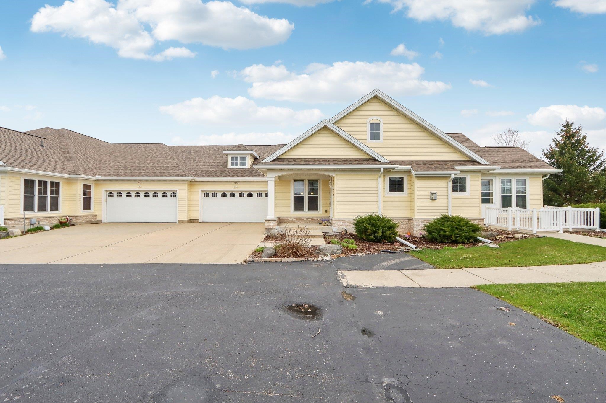 2733 Ironwood Drive Unit: 15
