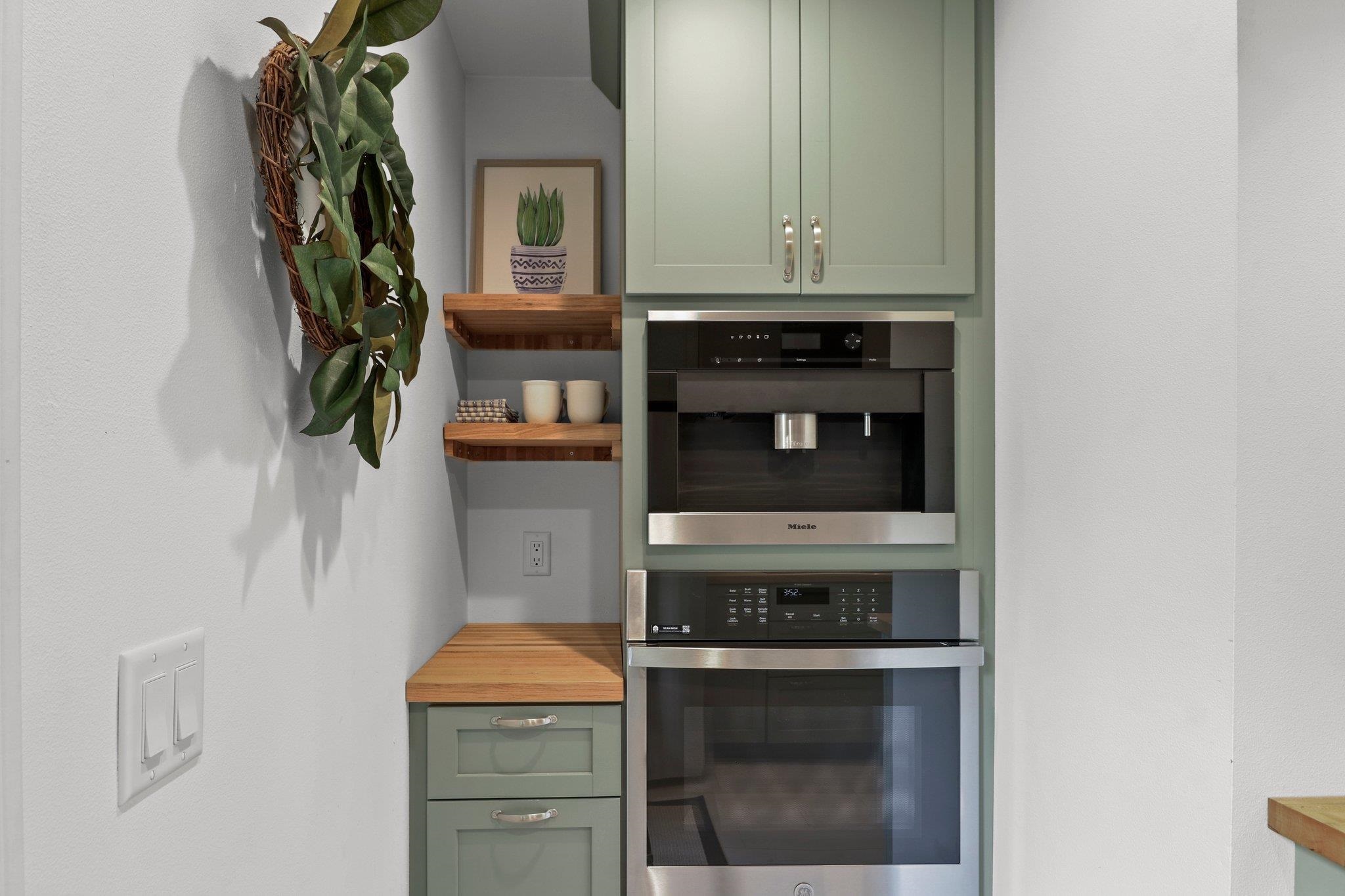 2211 Colladay Point Drive