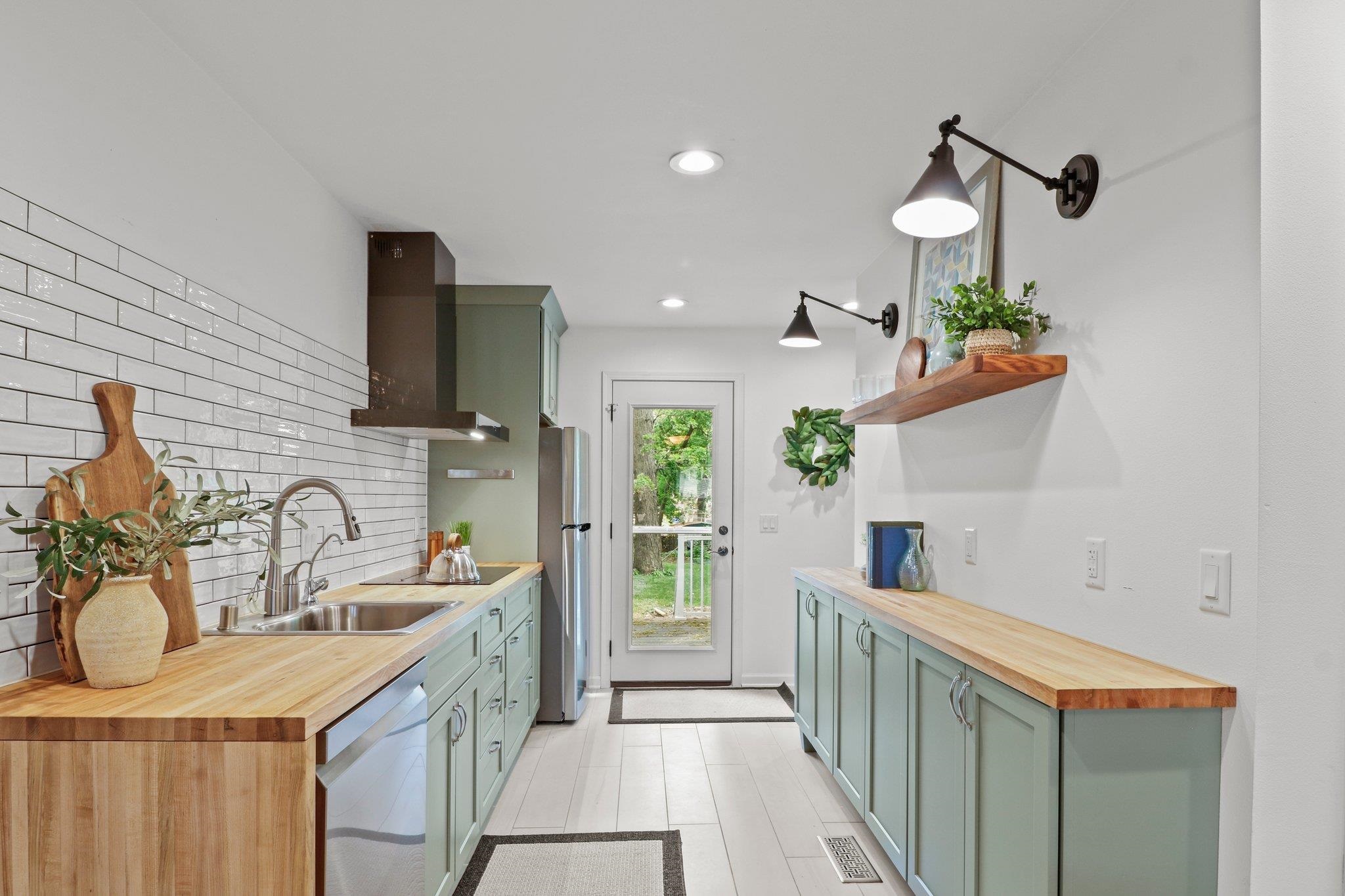 2211 Colladay Point Drive