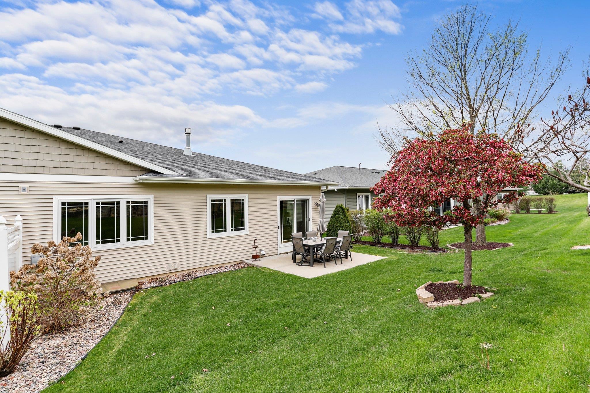 5764 Prairie Stone Drive