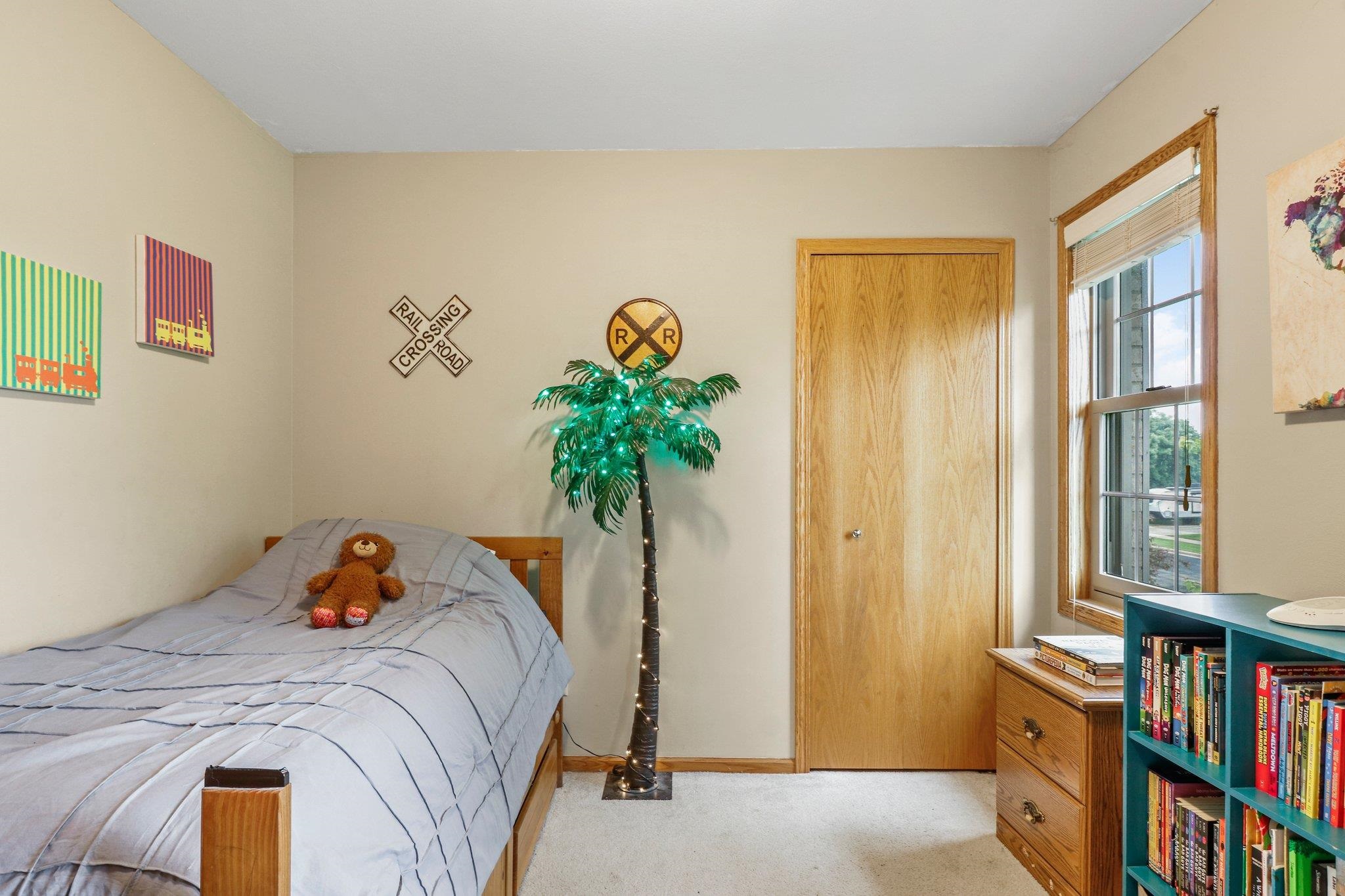 742 Leeward Lane