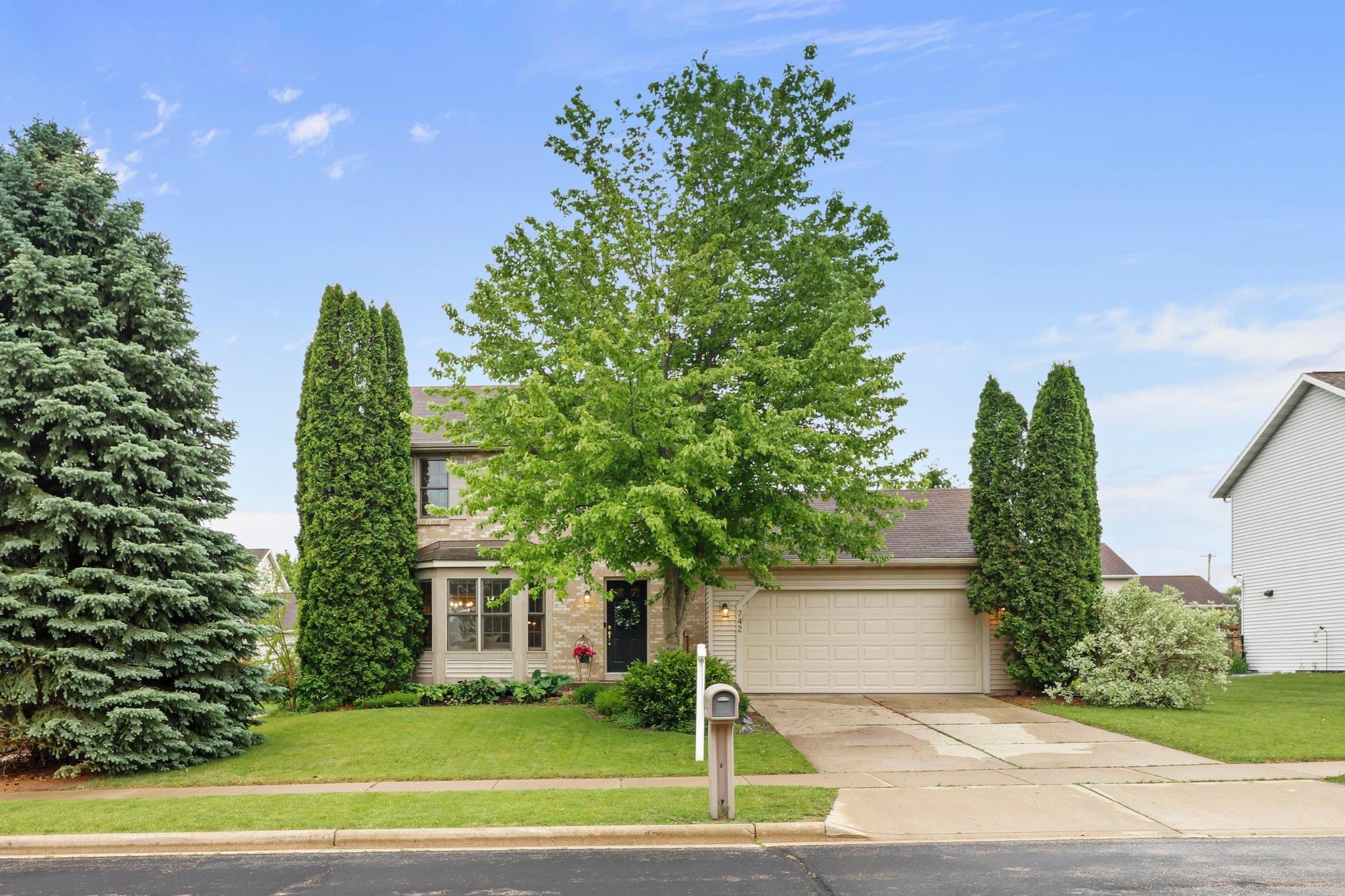 742 Leeward Lane