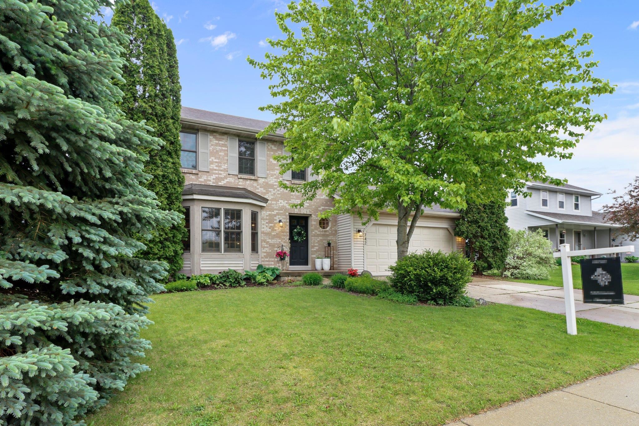 742 Leeward Lane