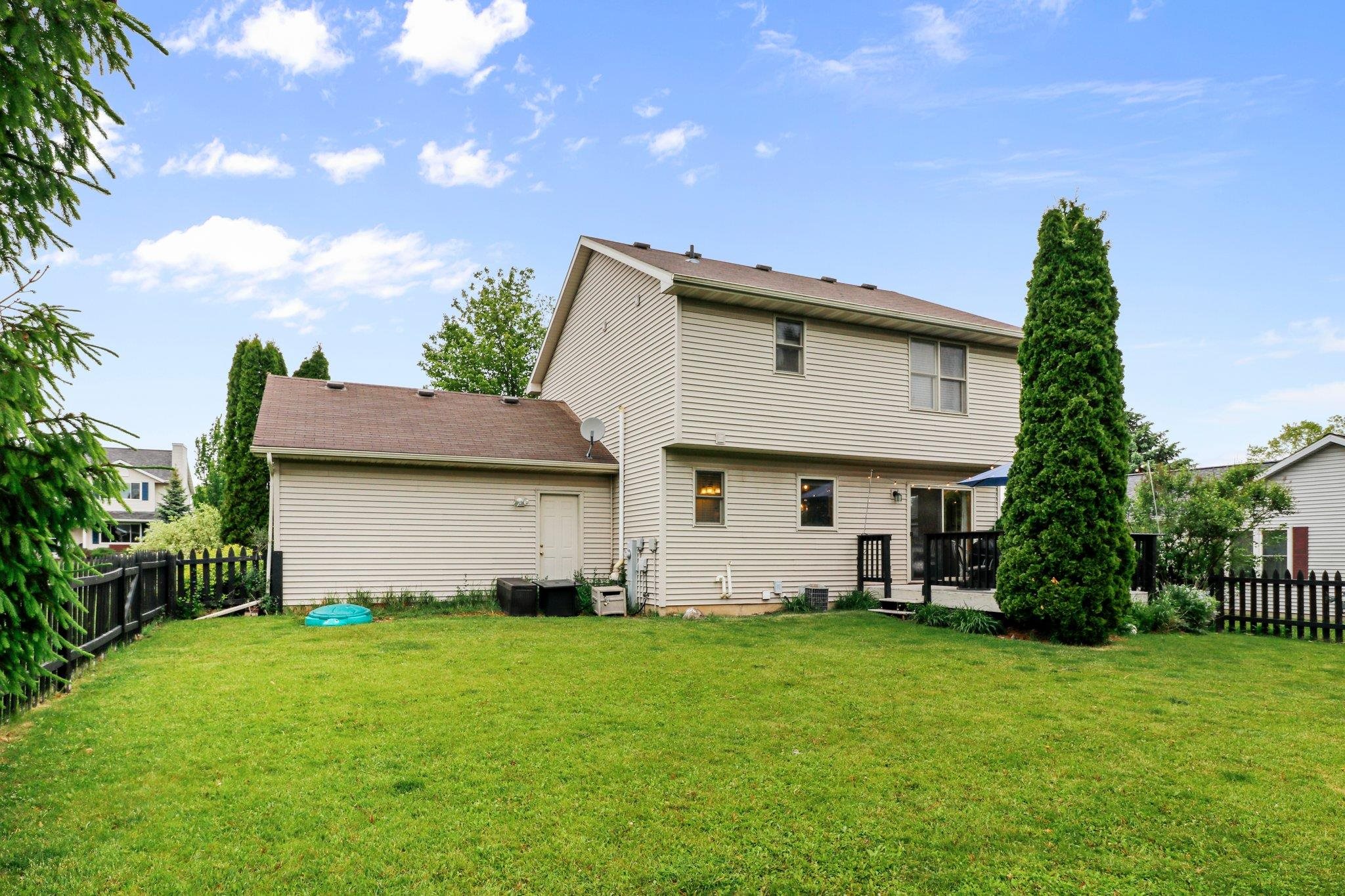742 Leeward Lane