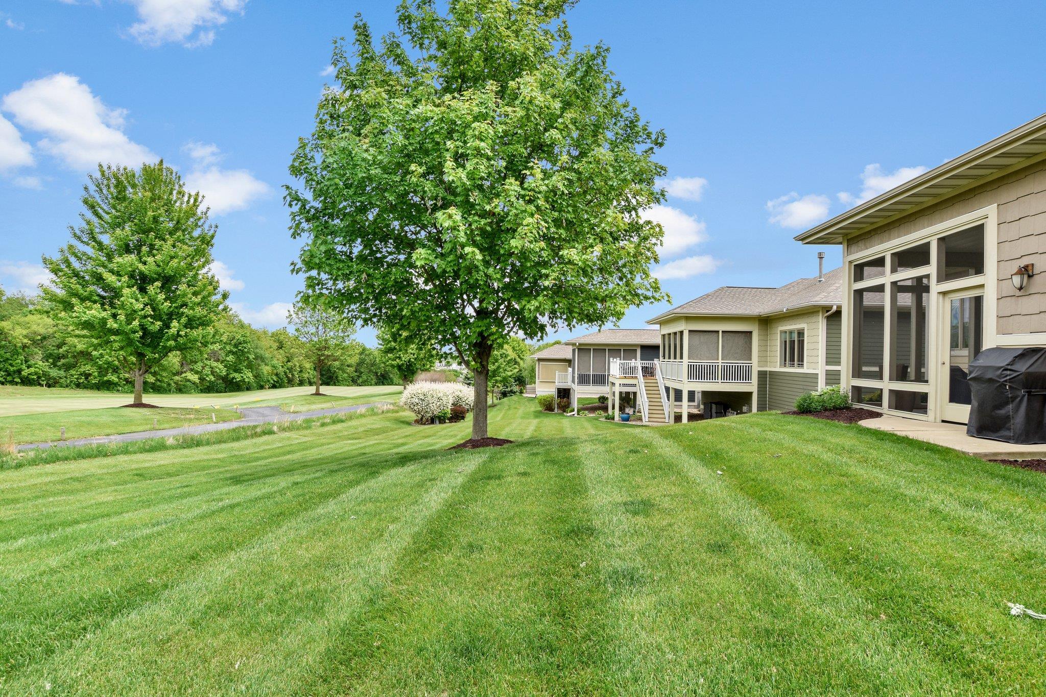 9024 Royal Oaks Circle