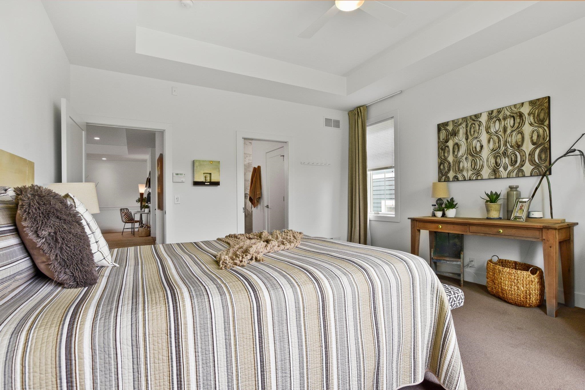 9024 Royal Oaks Circle