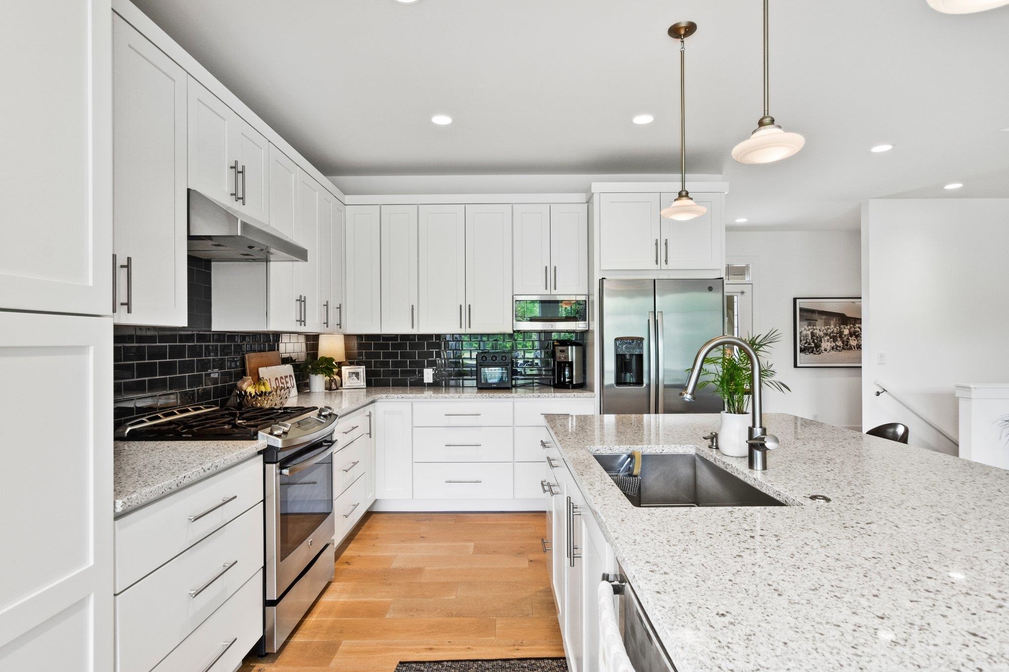 9024 Royal Oaks Circle