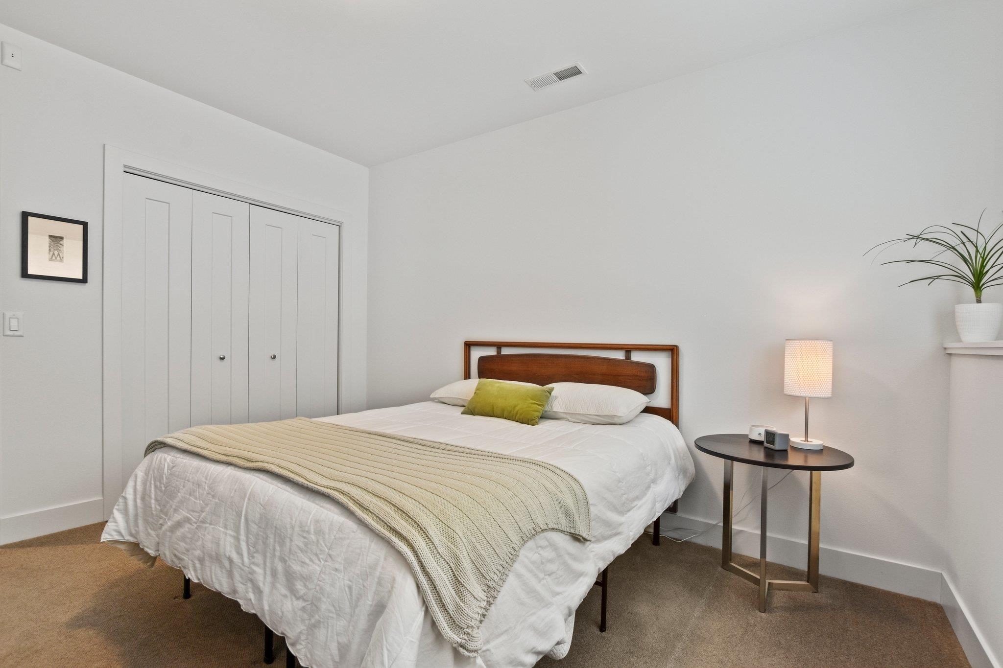 9024 Royal Oaks Circle