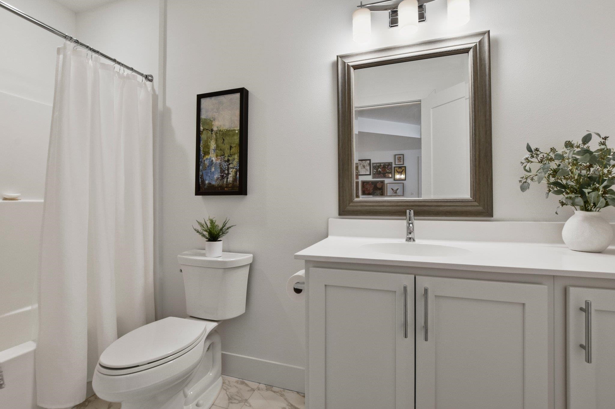 9024 Royal Oaks Circle