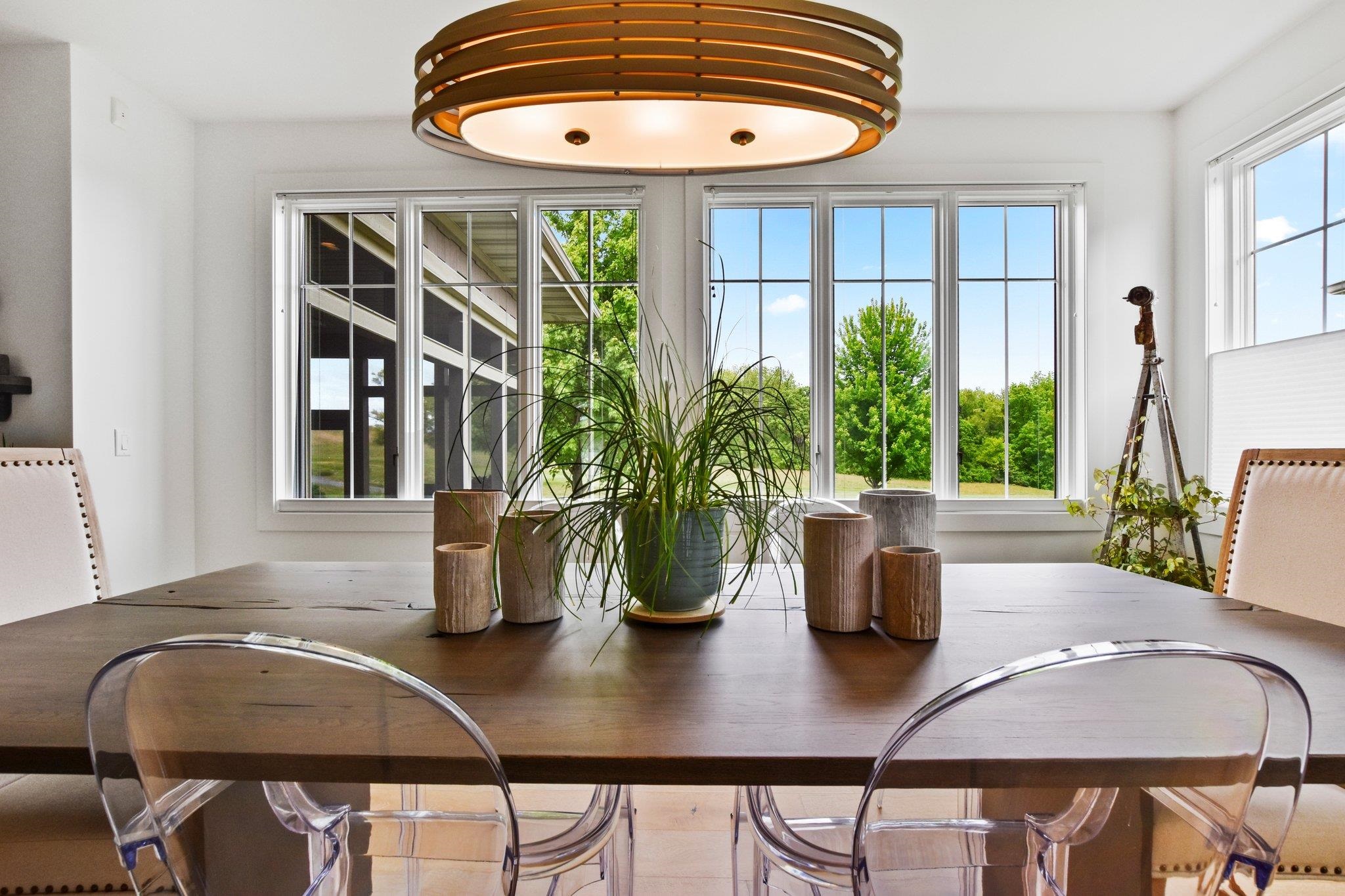 9024 Royal Oaks Circle