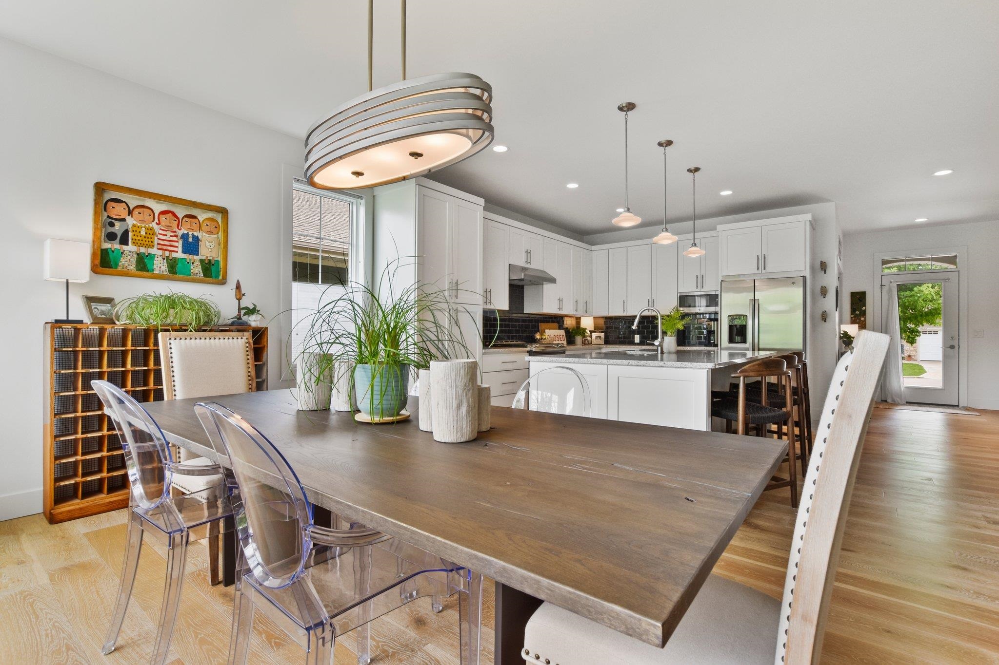 9024 Royal Oaks Circle