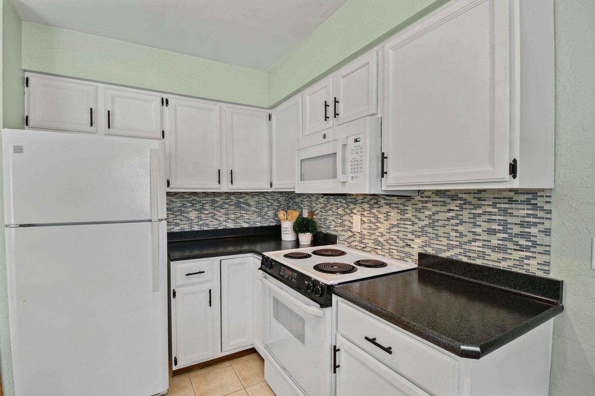 2605 Dunwoody Drive