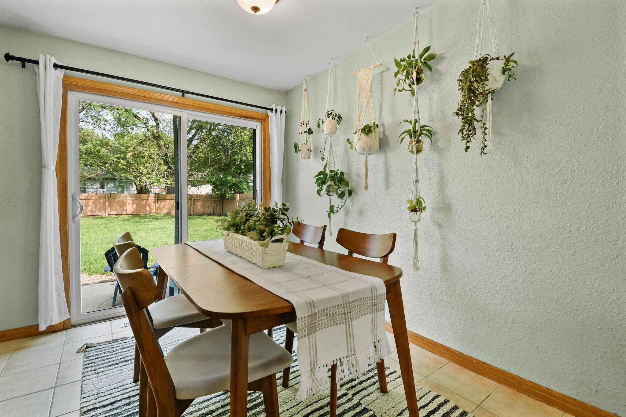 2605 Dunwoody Drive