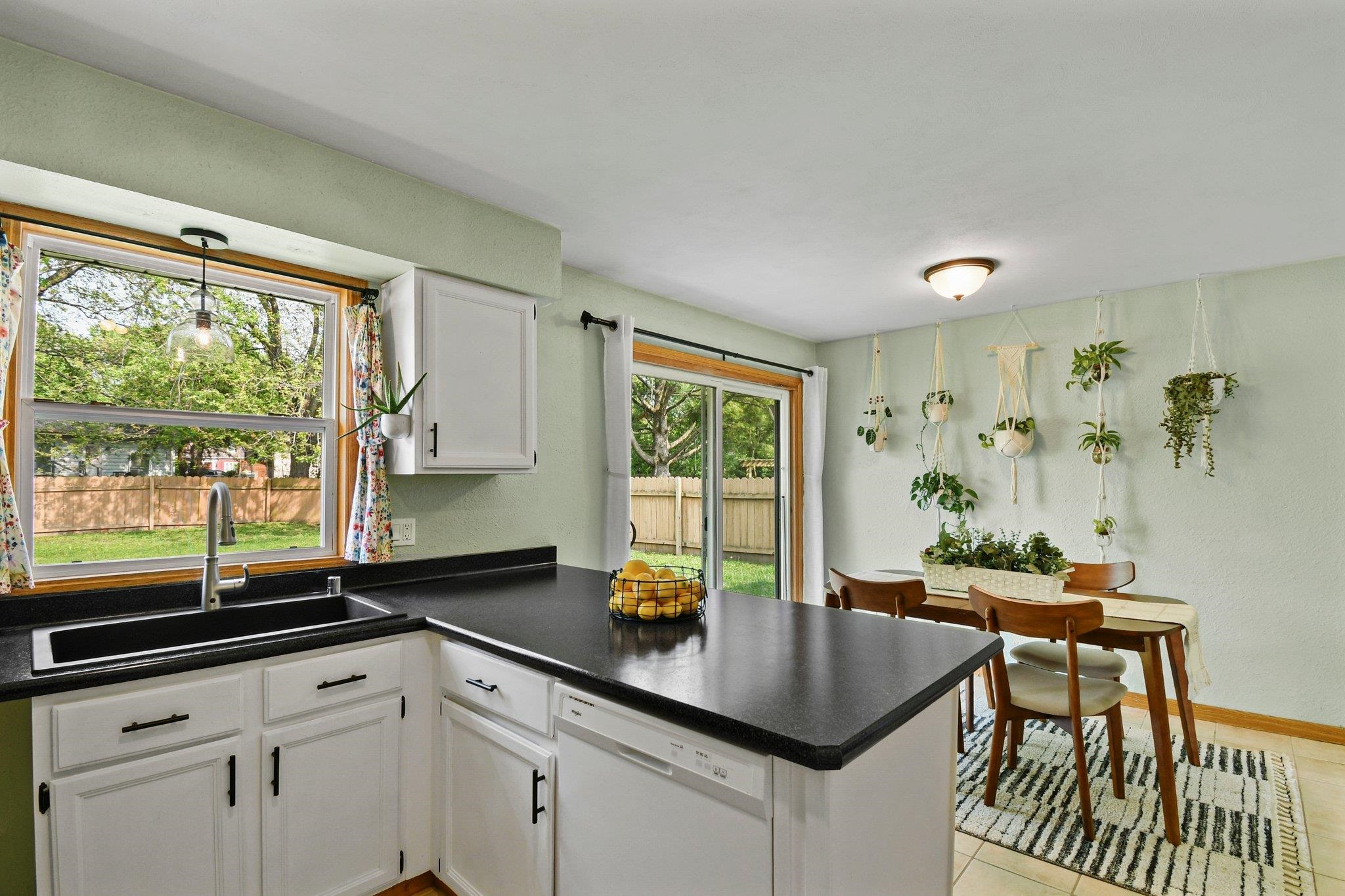 2605 Dunwoody Drive