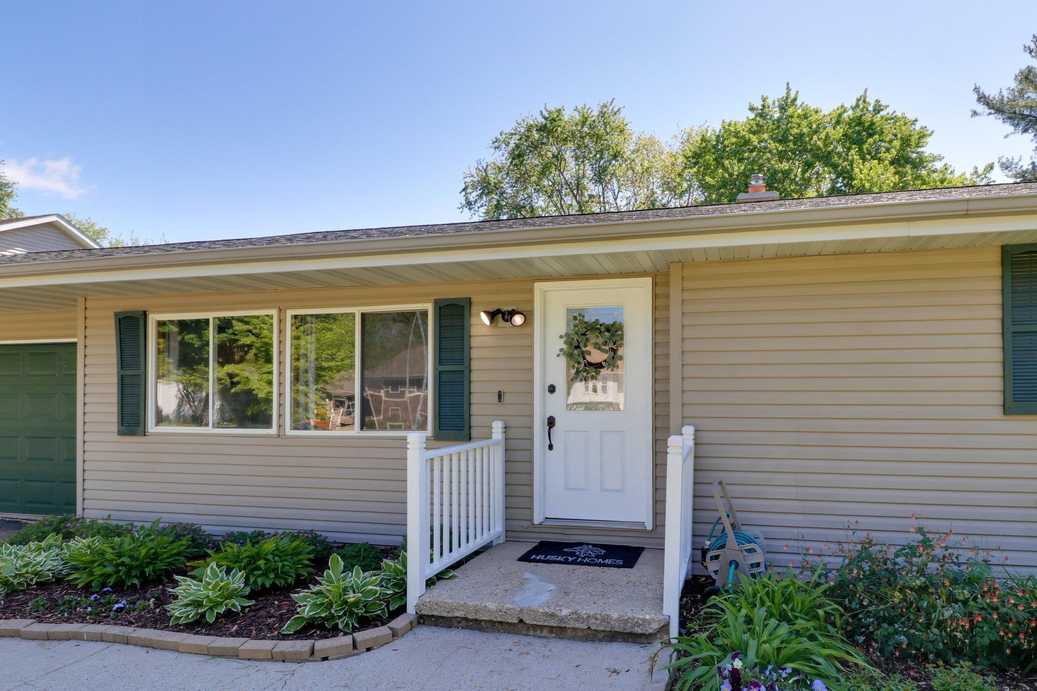 2605 Dunwoody Drive