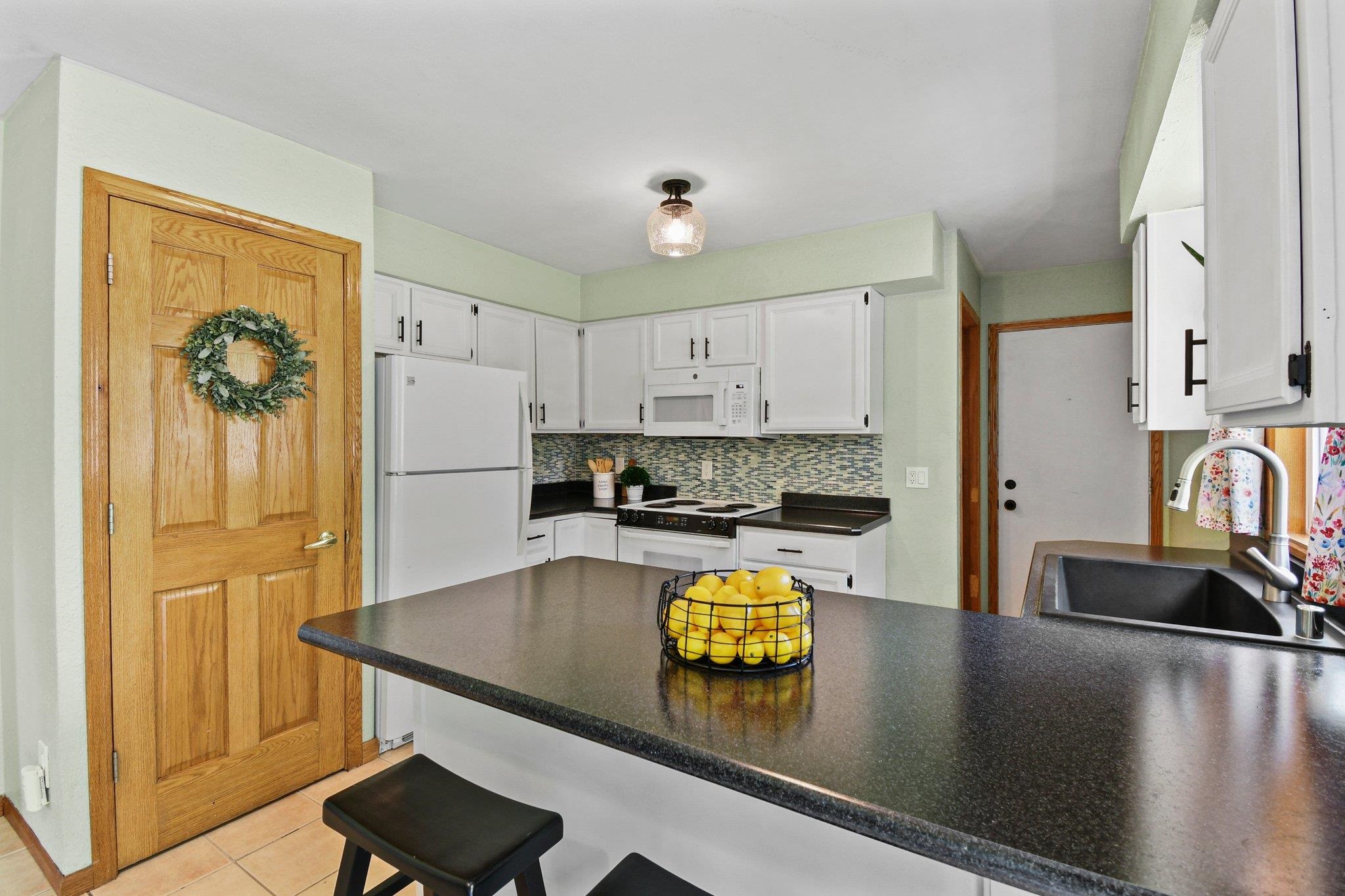2605 Dunwoody Drive