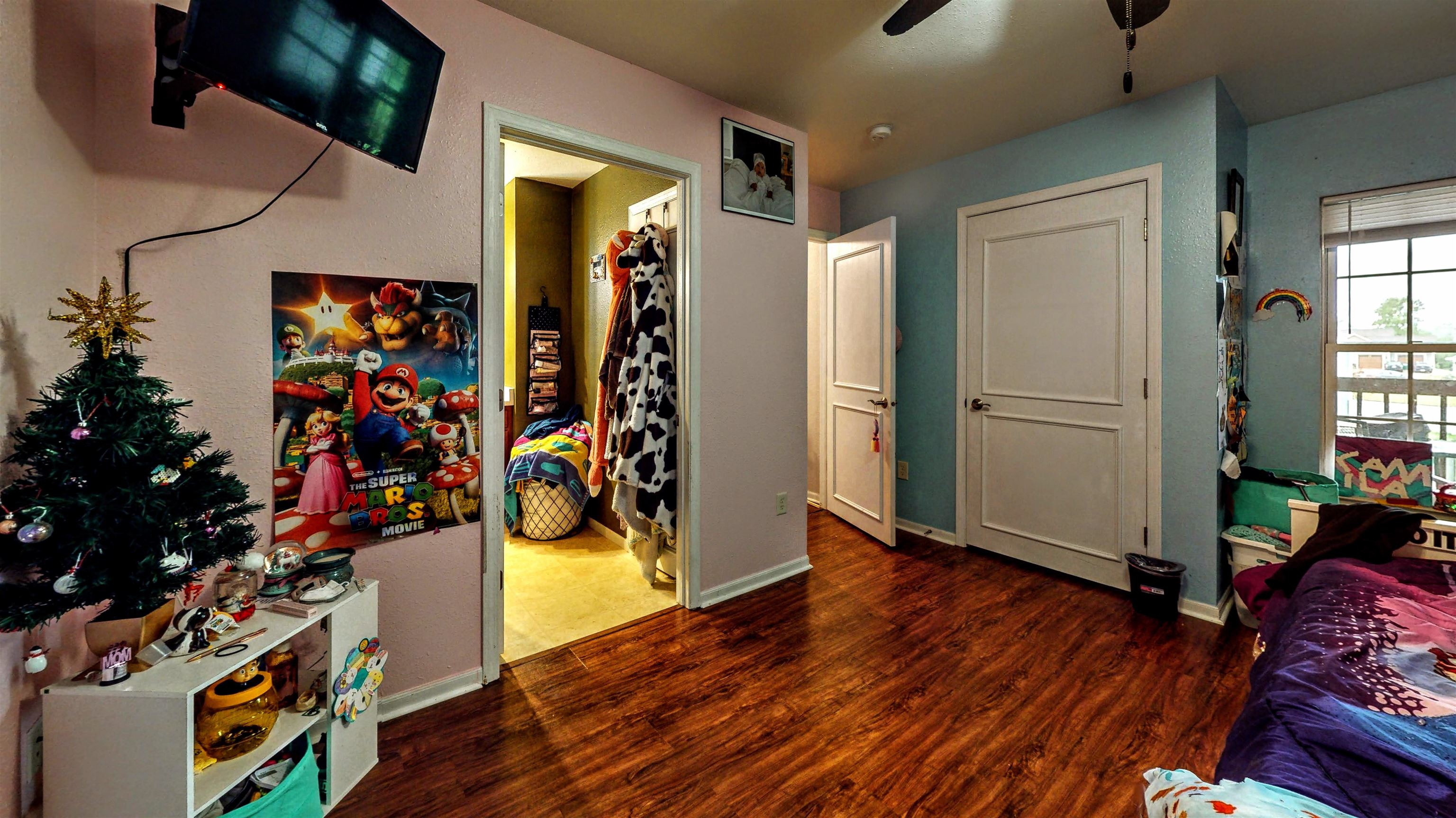 619 Reena Avenue Unit: 8
