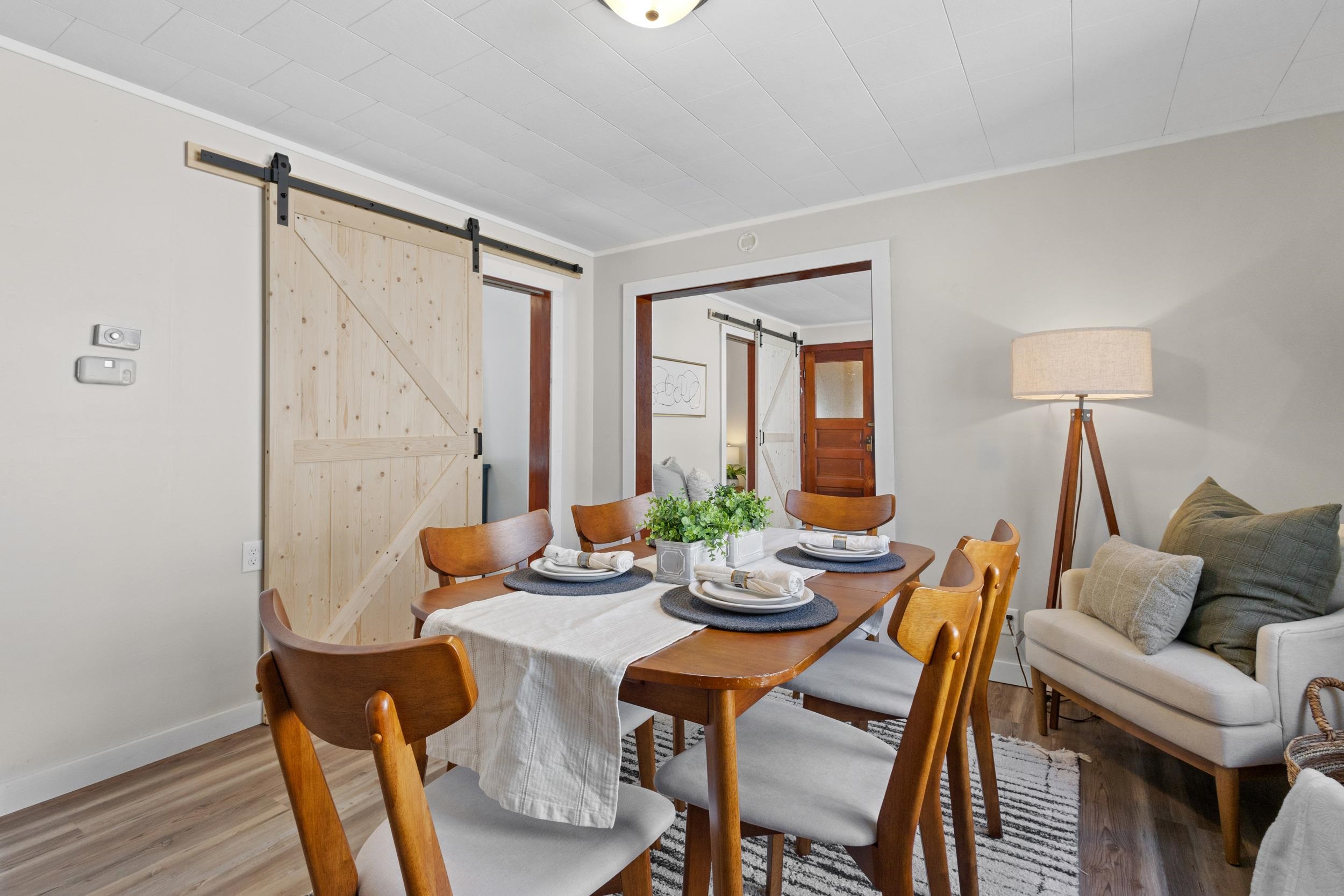 310 W Edgewater Street