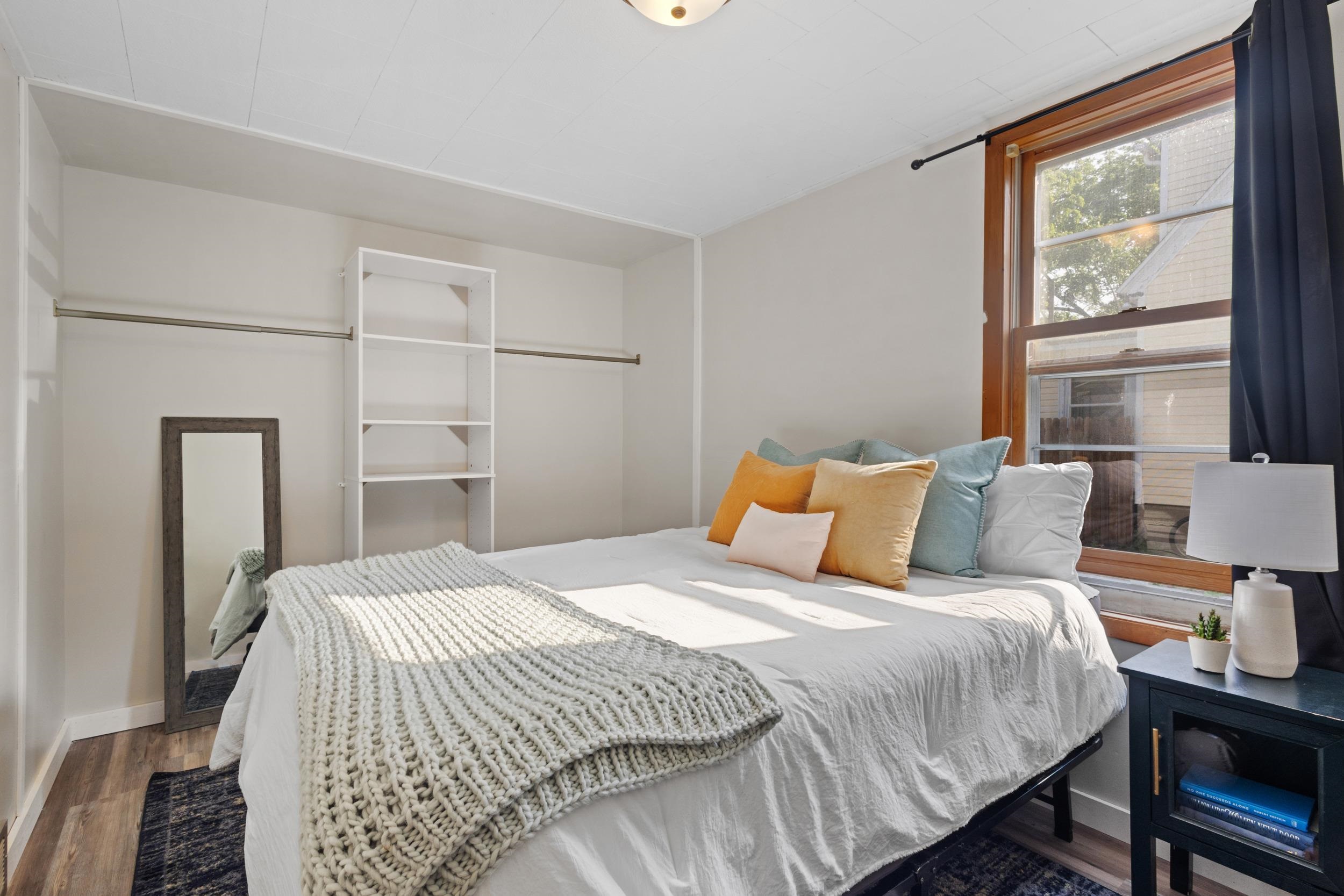 310 W Edgewater Street