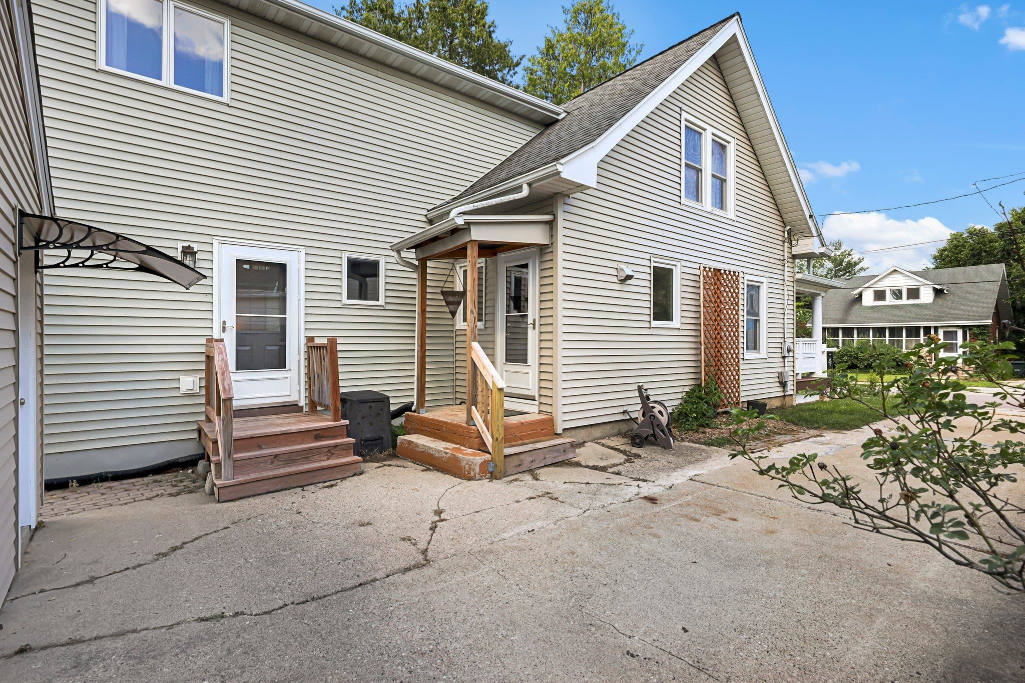 1022 Gilson Street