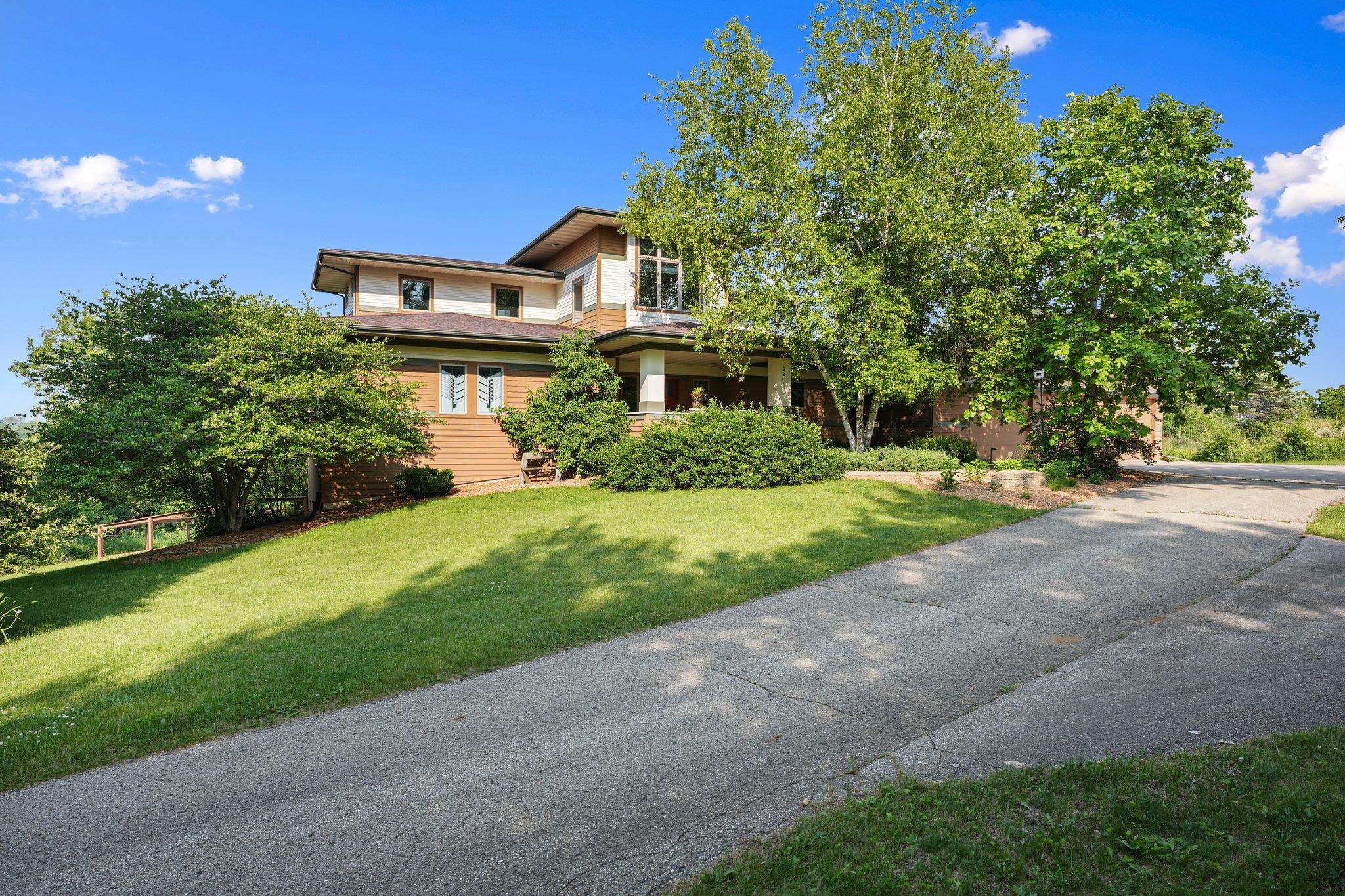 2201 Town Hall Road