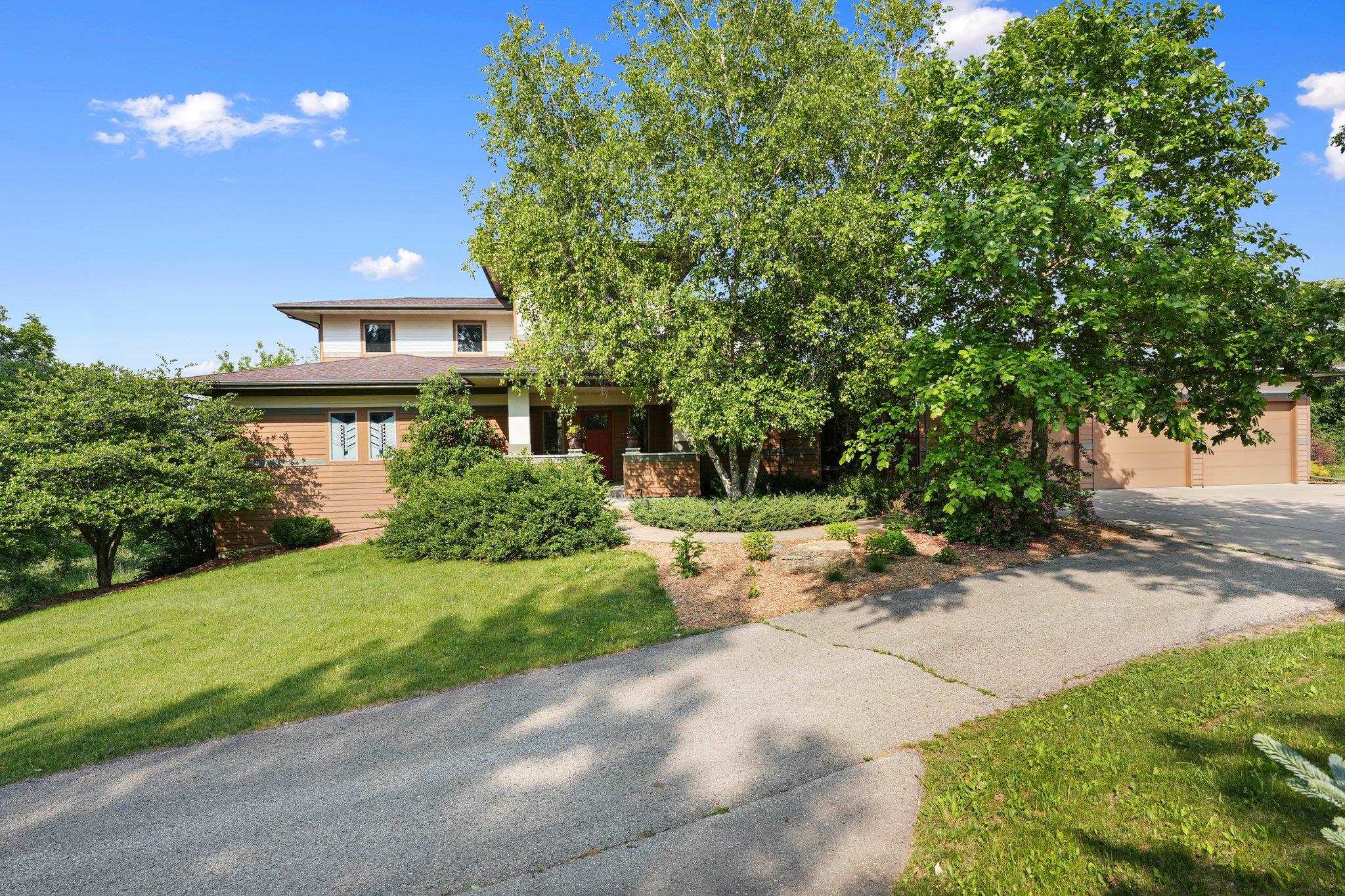2201 Town Hall Road