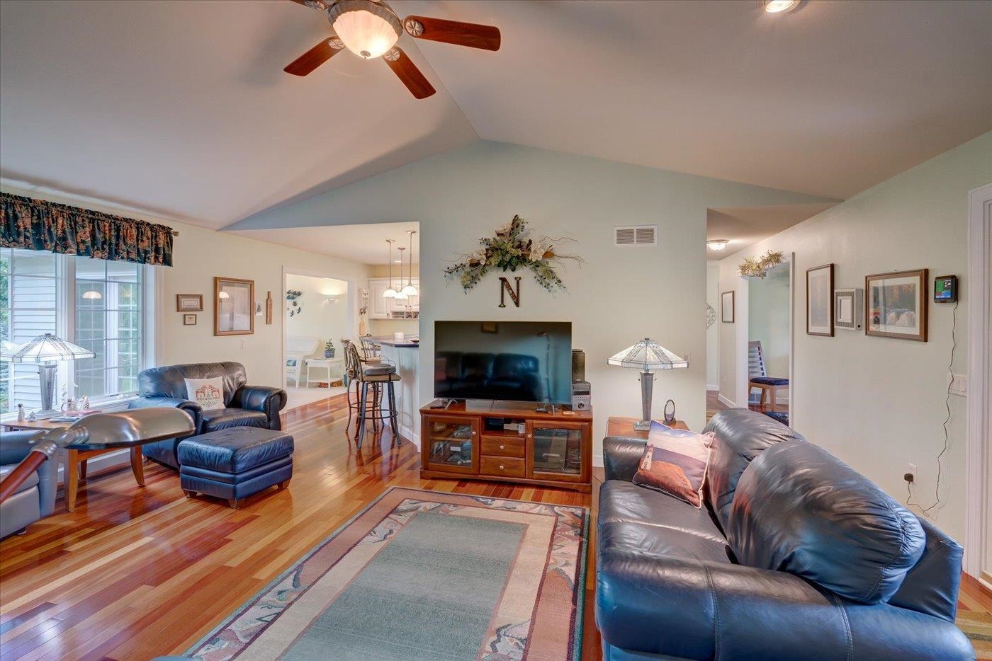 2756 Yahara Road