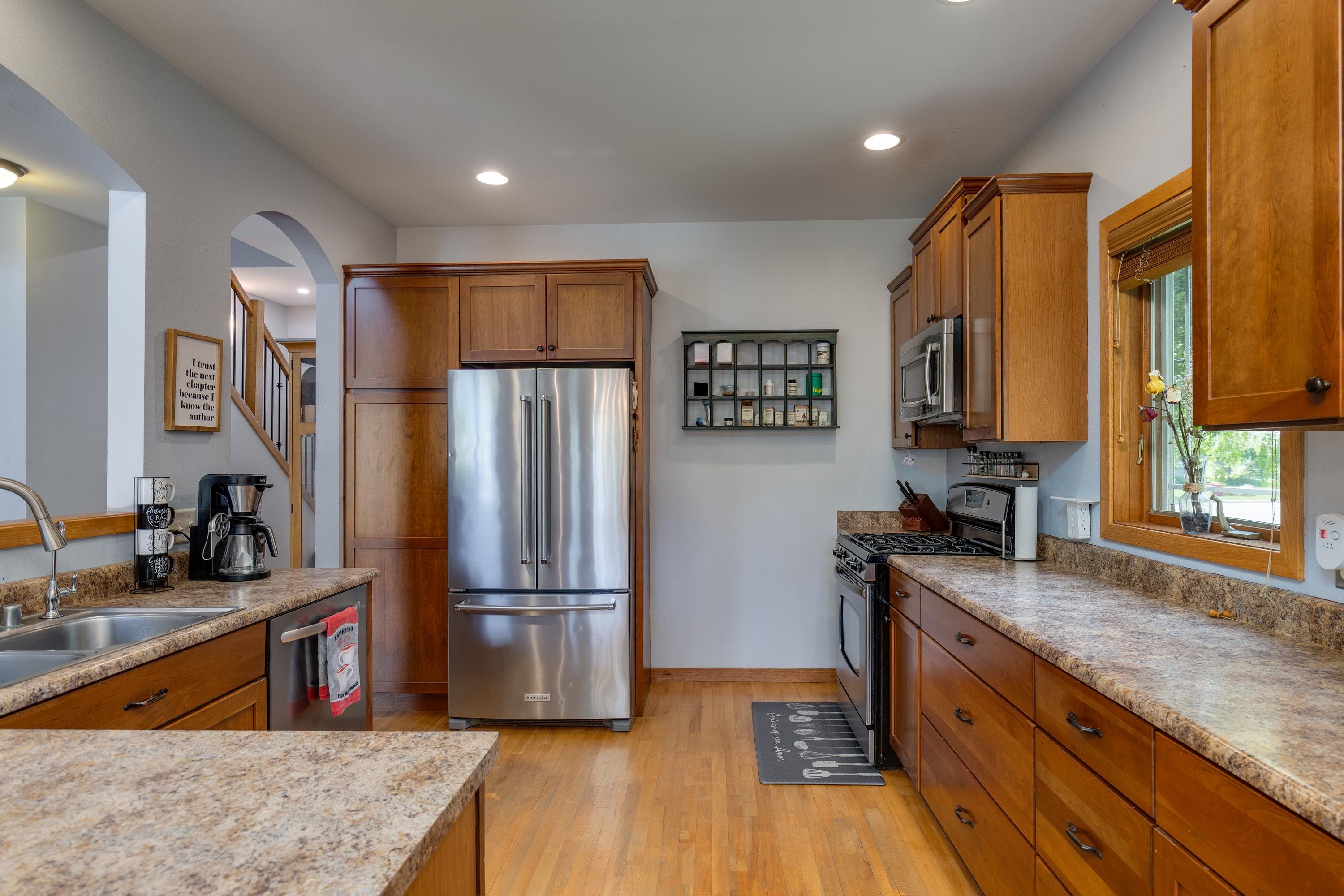 816 Chickadee Drive