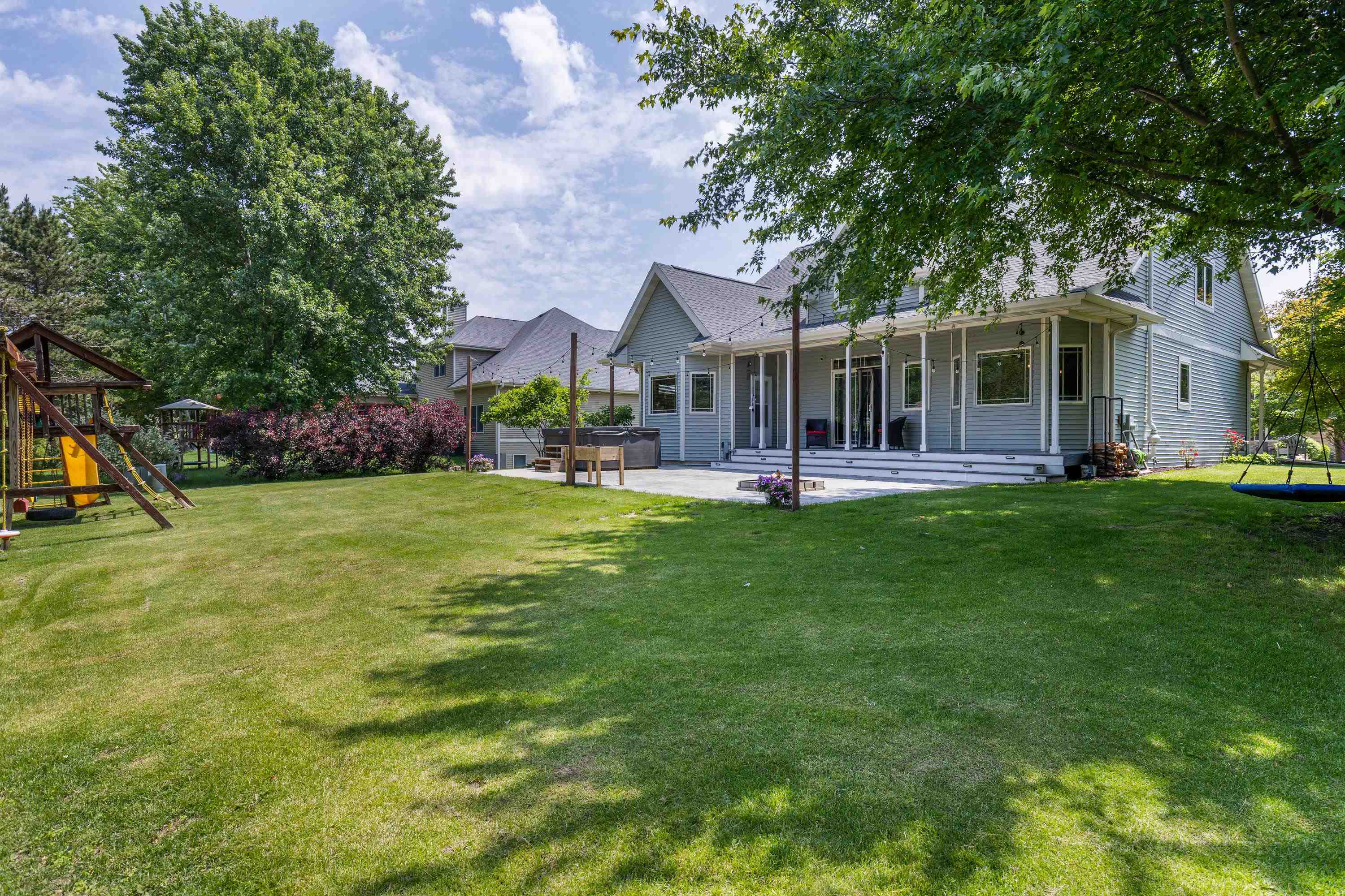 816 Chickadee Drive