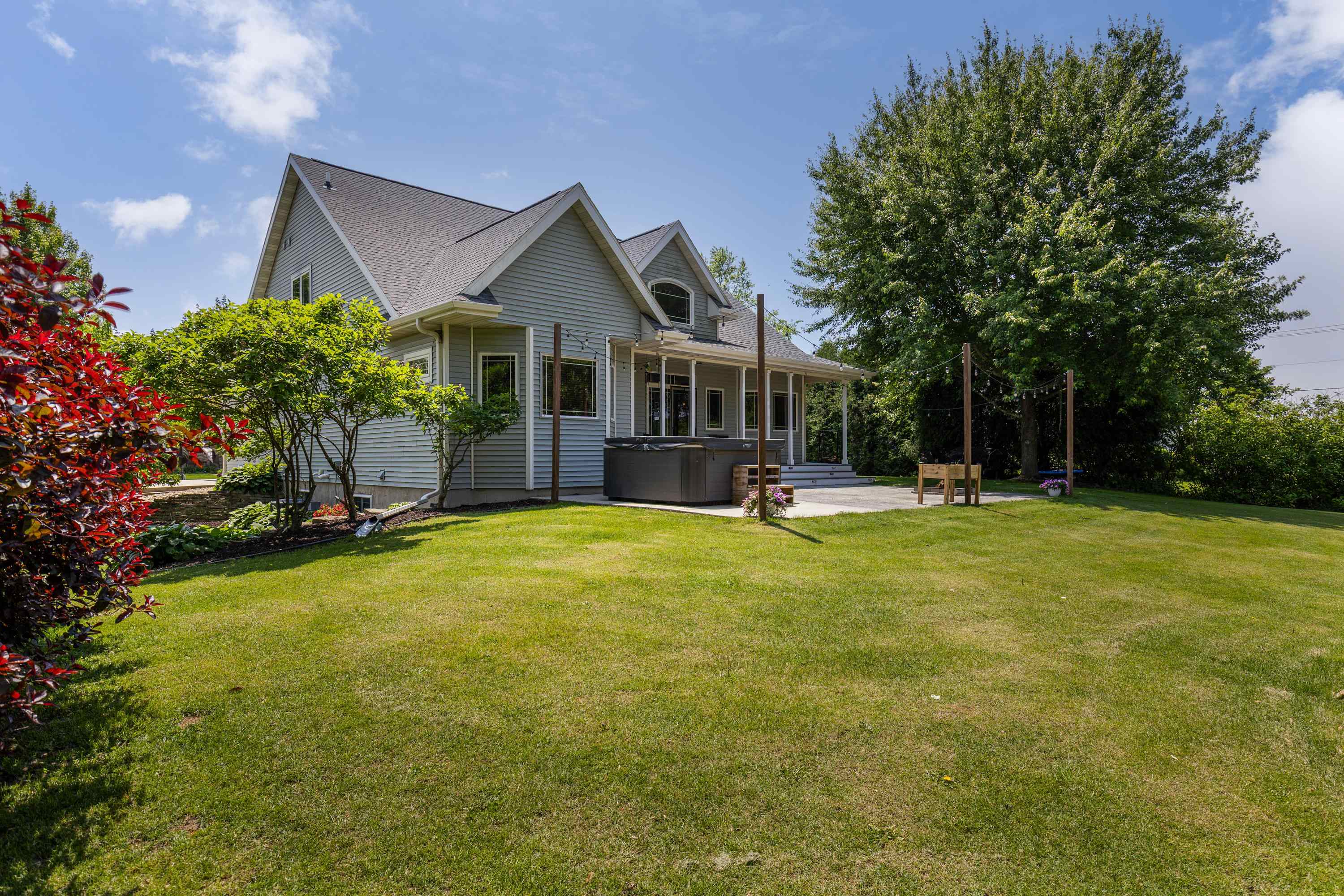 816 Chickadee Drive