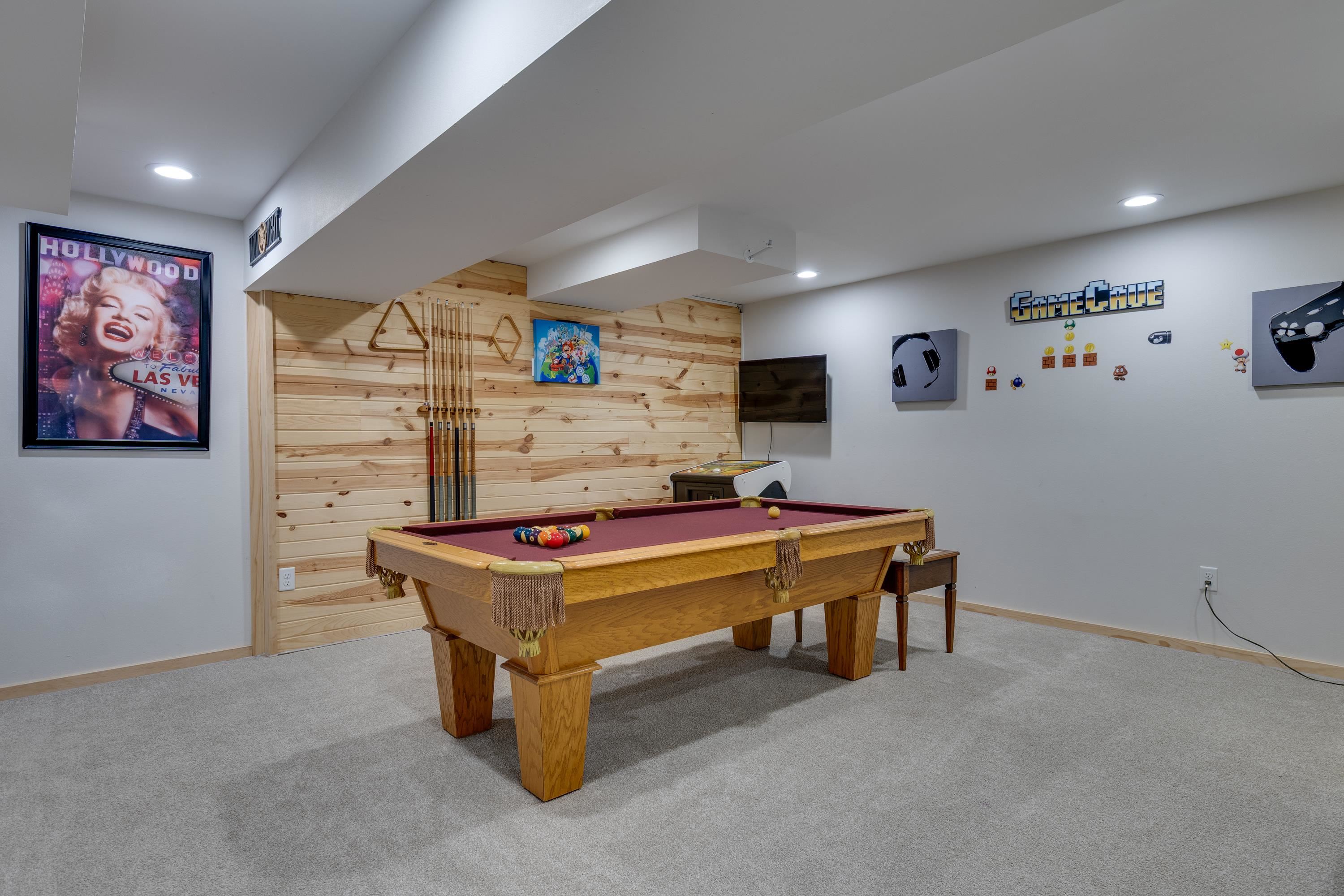 816 Chickadee Drive