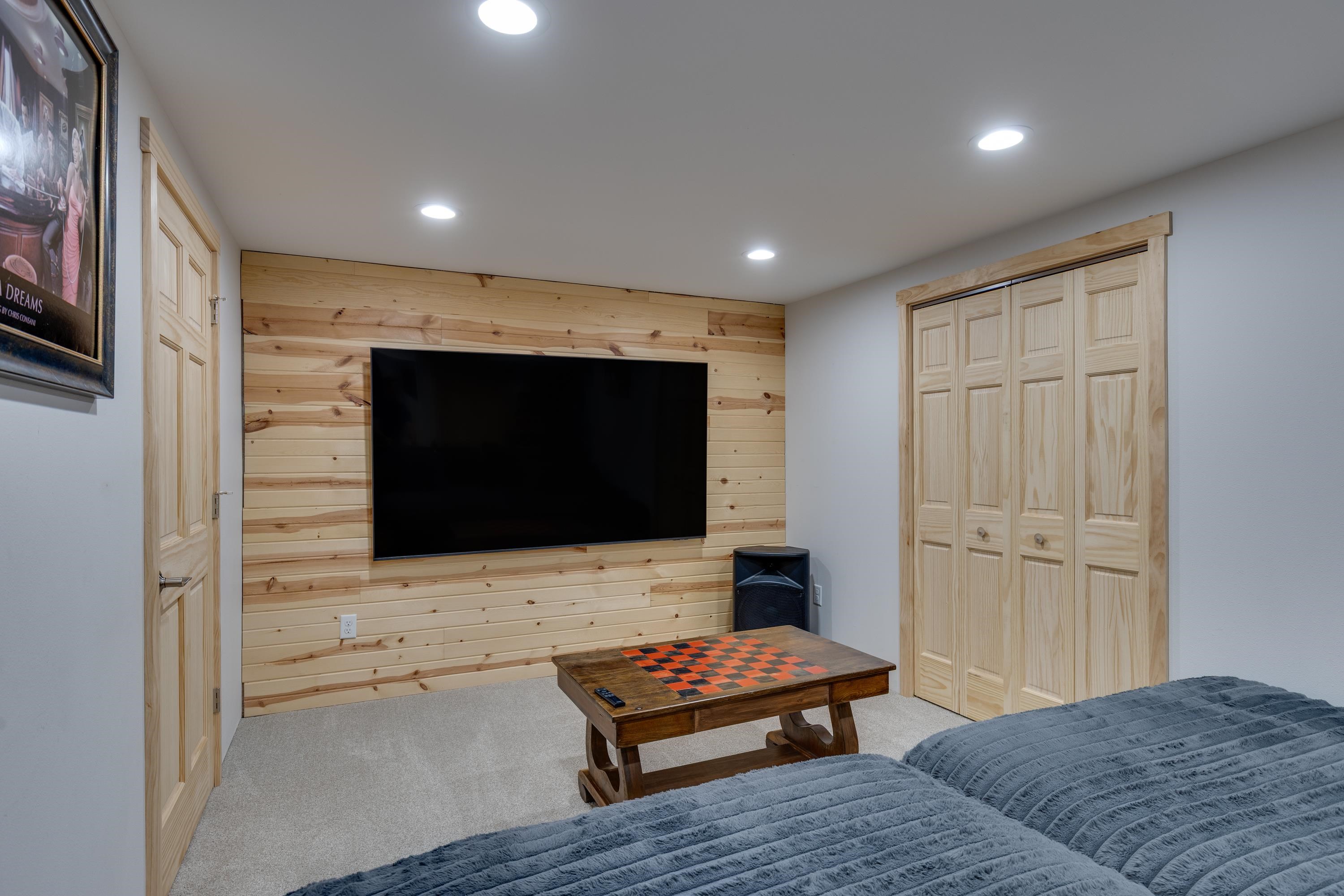 816 Chickadee Drive