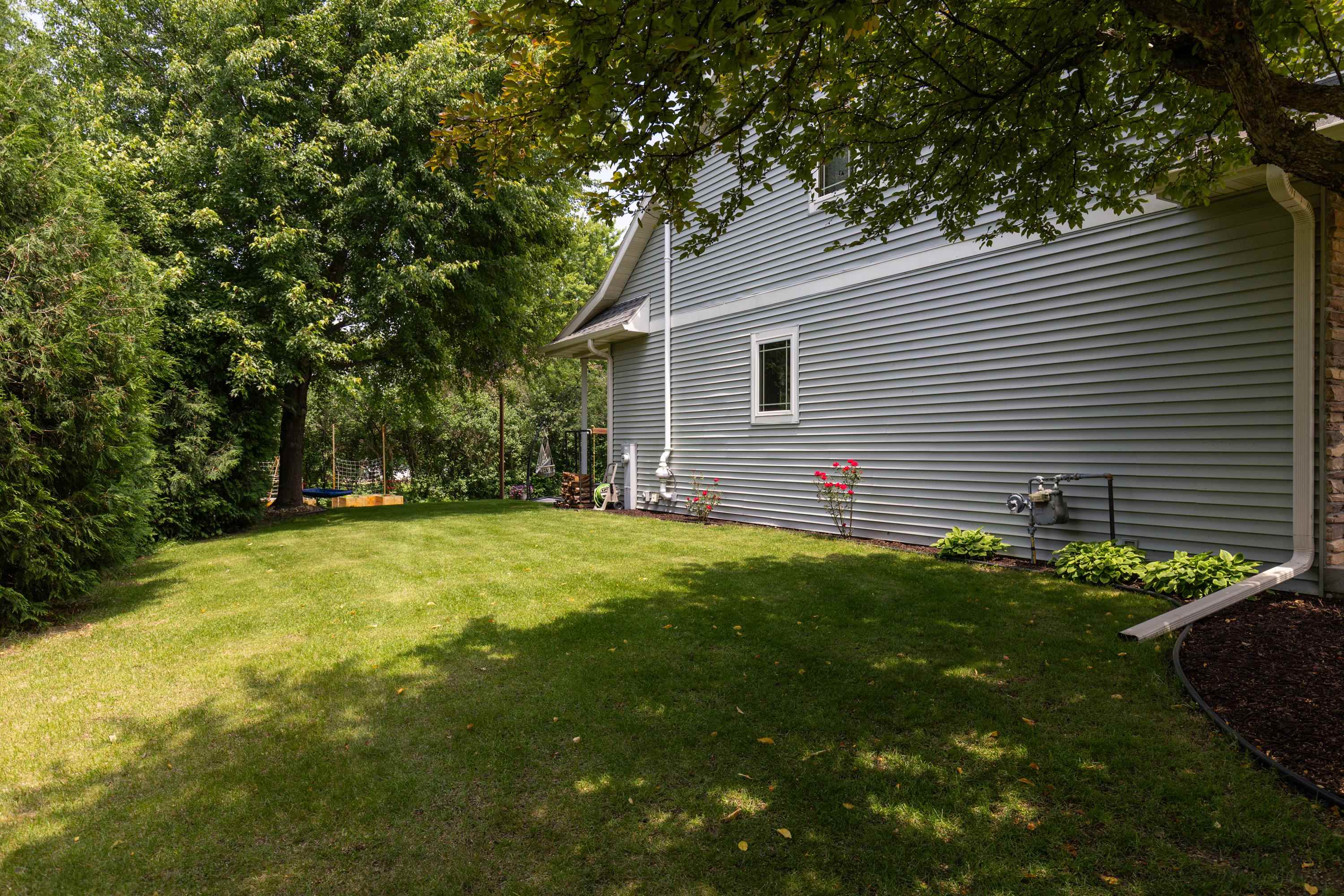 816 Chickadee Drive
