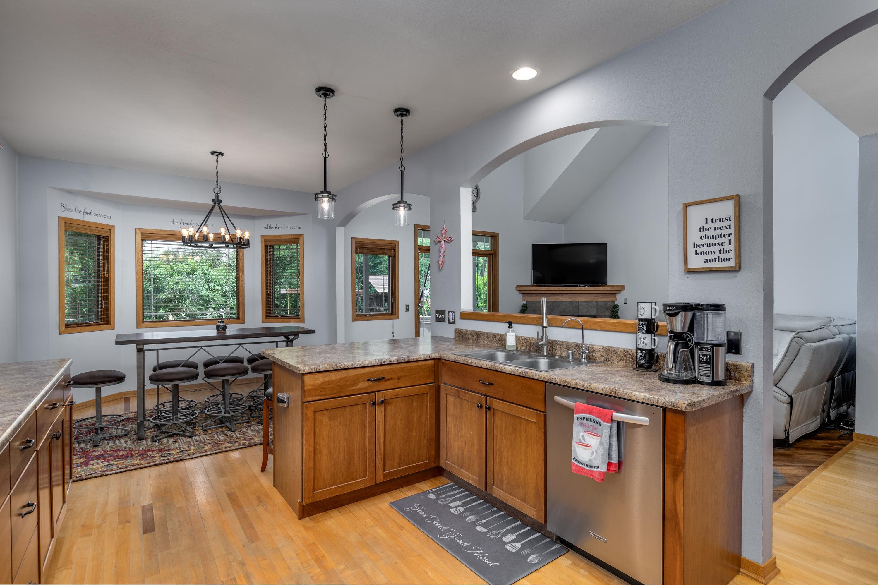 816 Chickadee Drive
