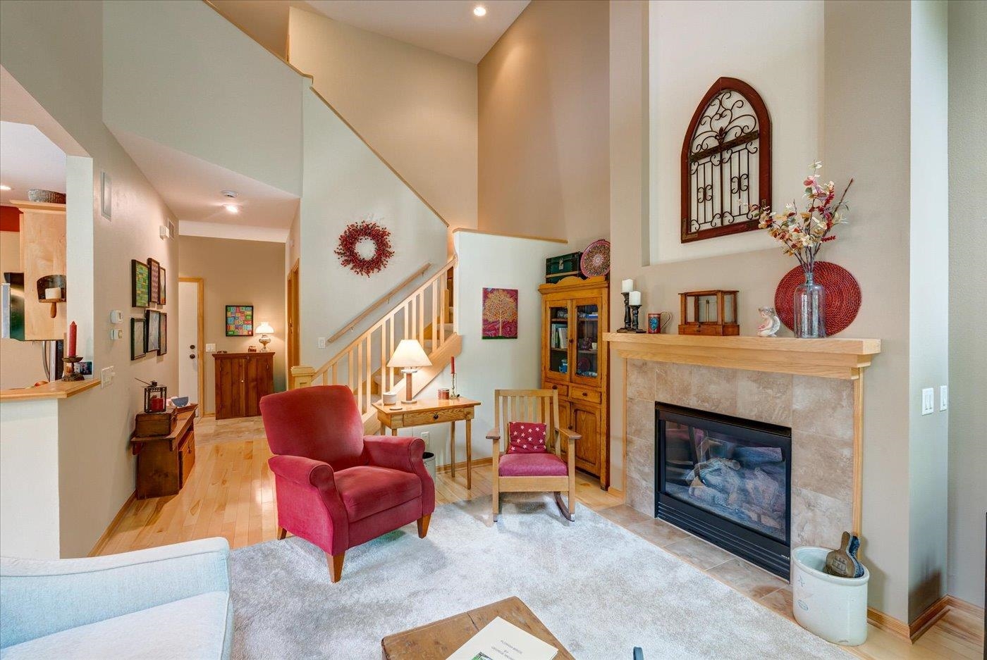 14 Wood Brook Way