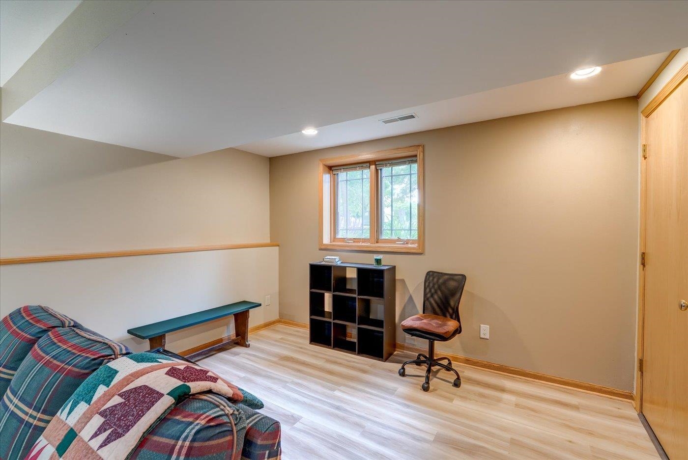 14 Wood Brook Way