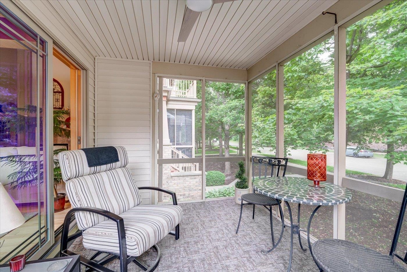 14 Wood Brook Way