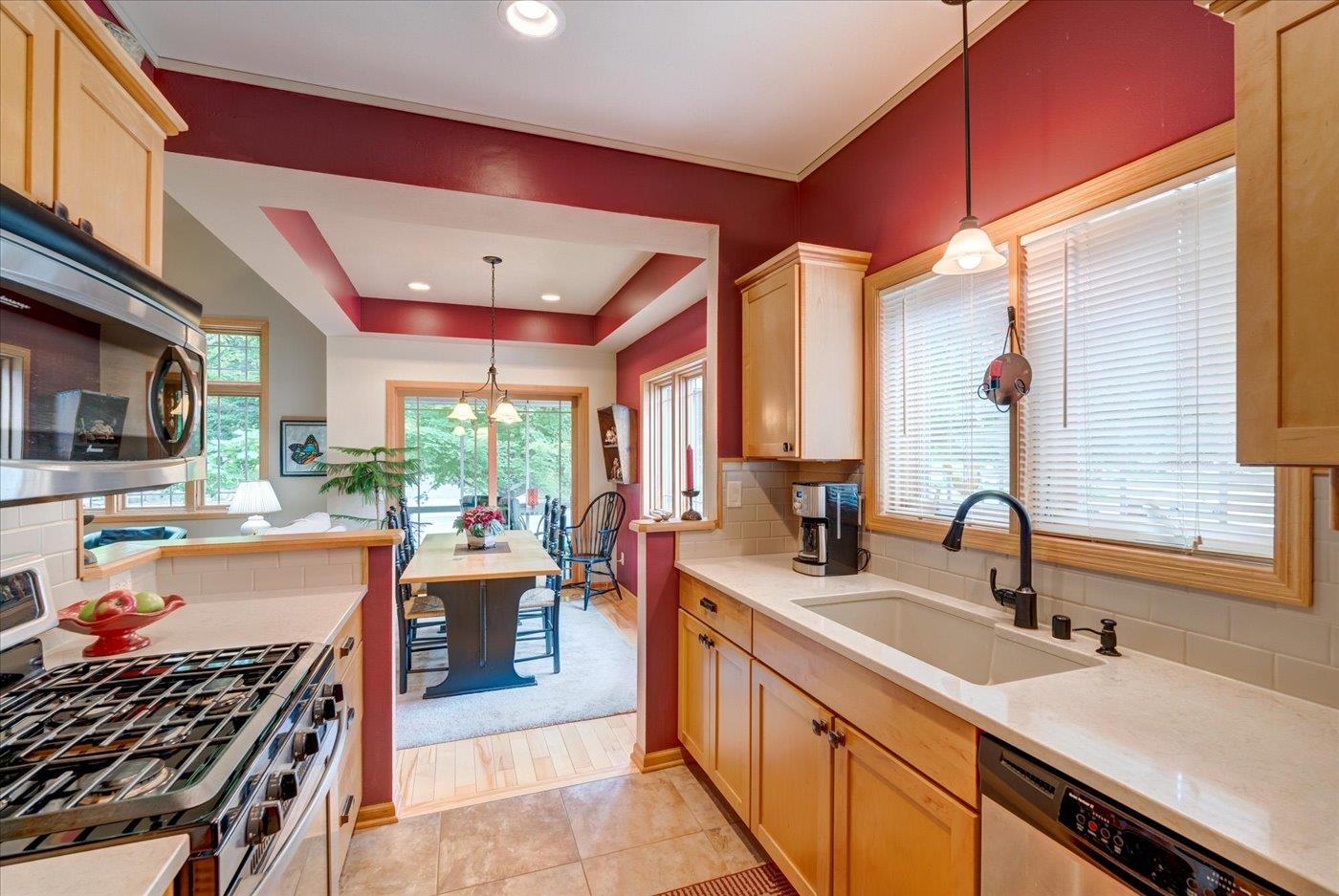14 Wood Brook Way